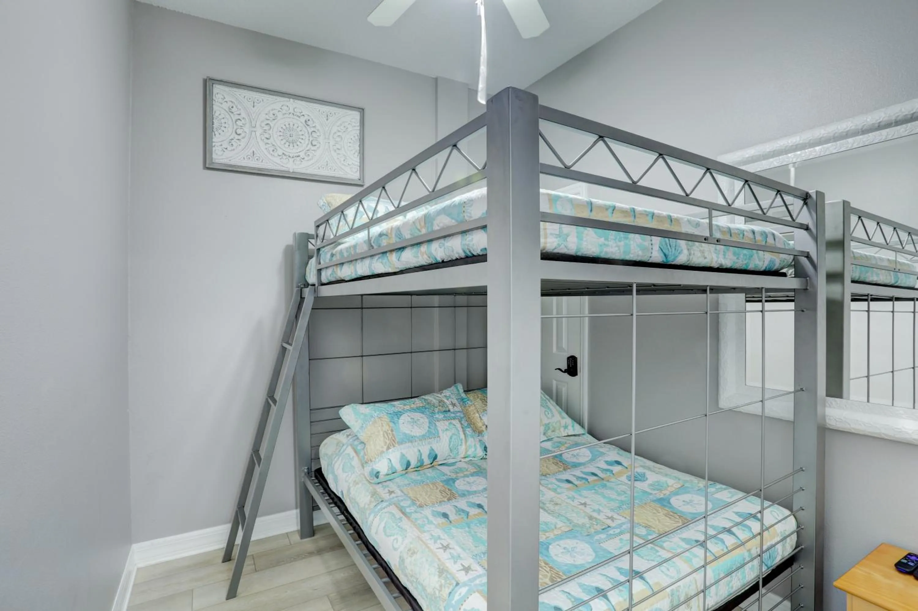 Bed in Madeira Bay Resort II by Travel Resort Services