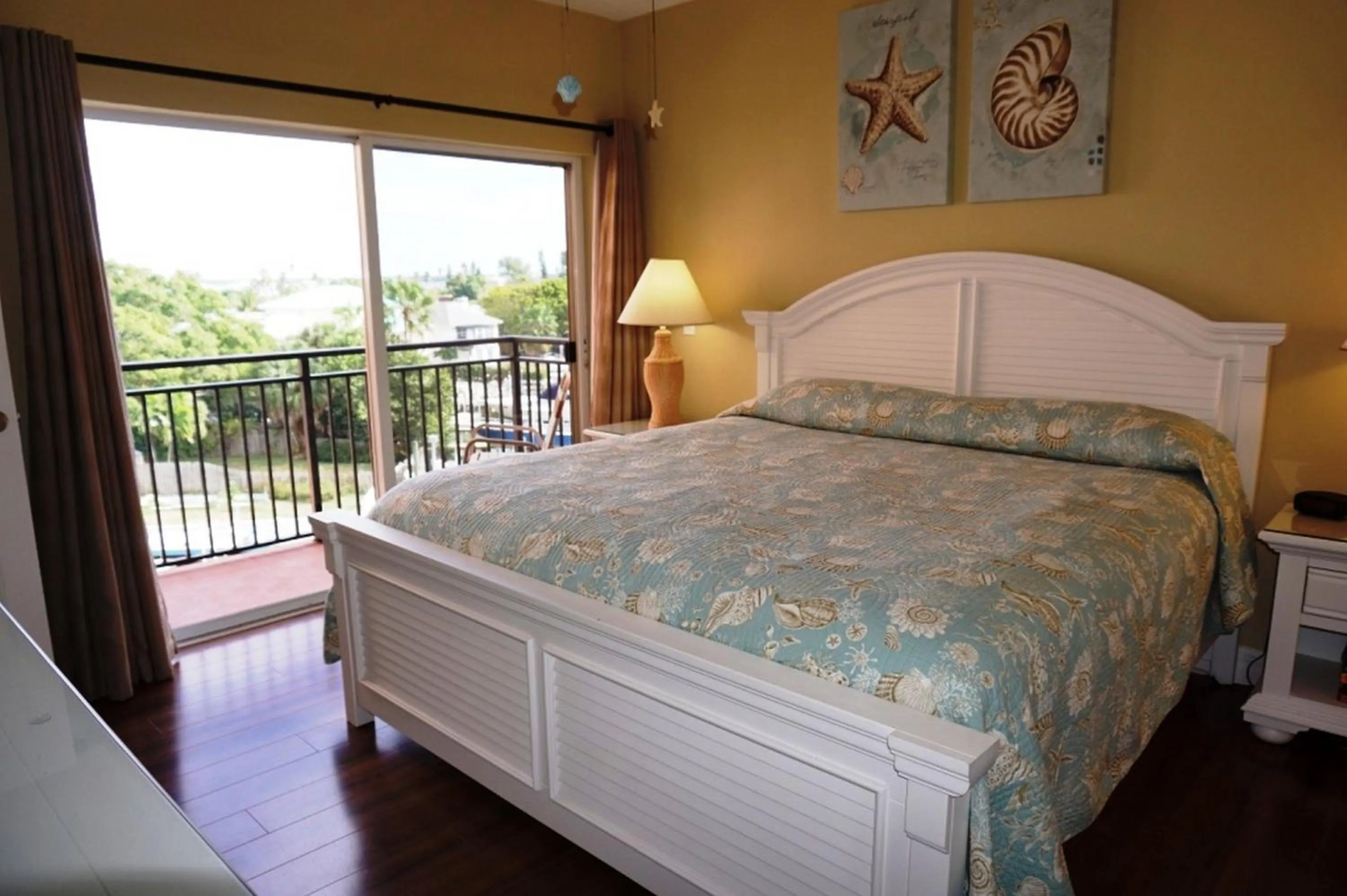 Bedroom, Bed in Madeira Bay Resort II by Travel Resort Services