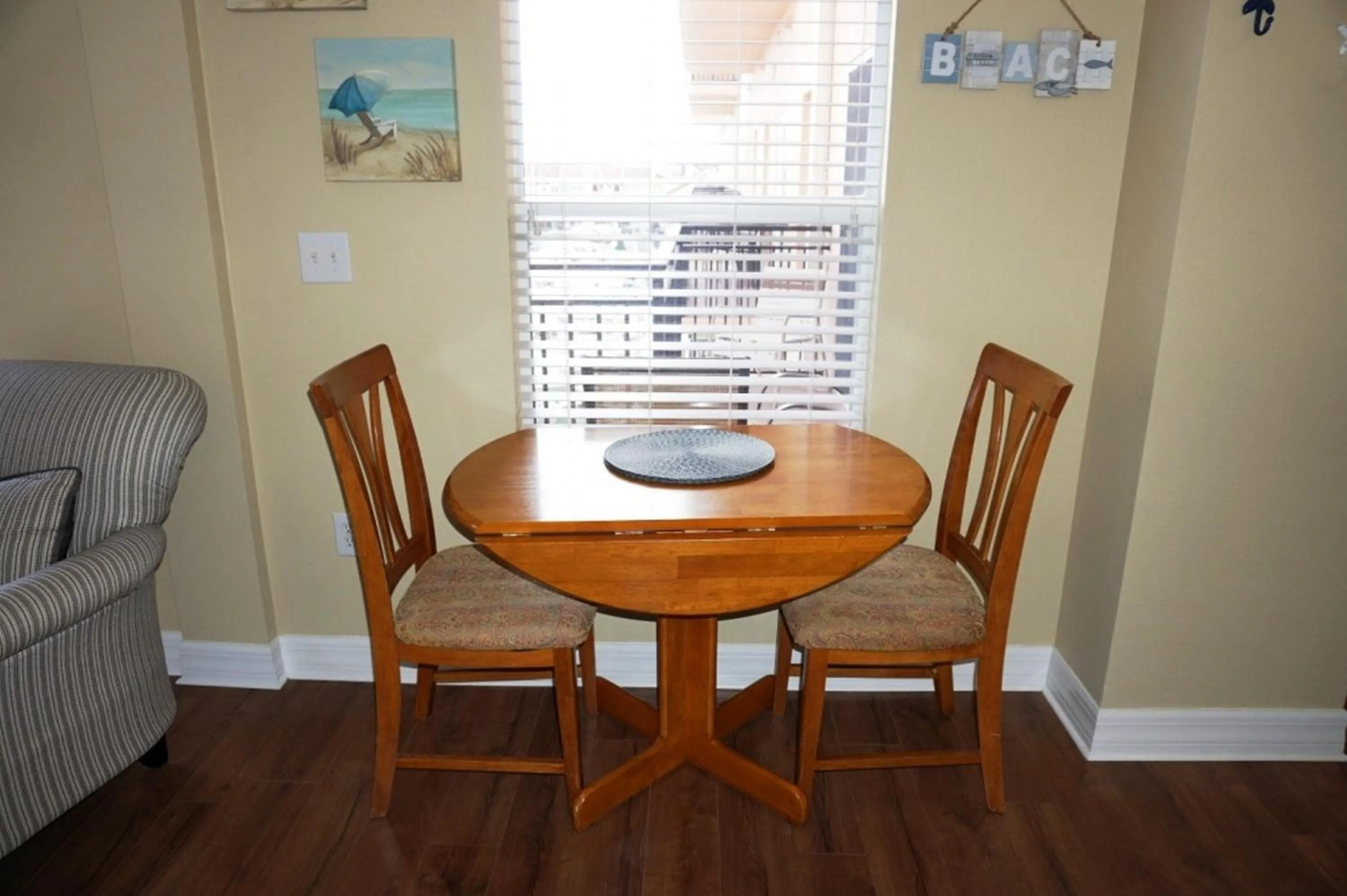 Dining area in Madeira Bay Resort II by Travel Resort Services