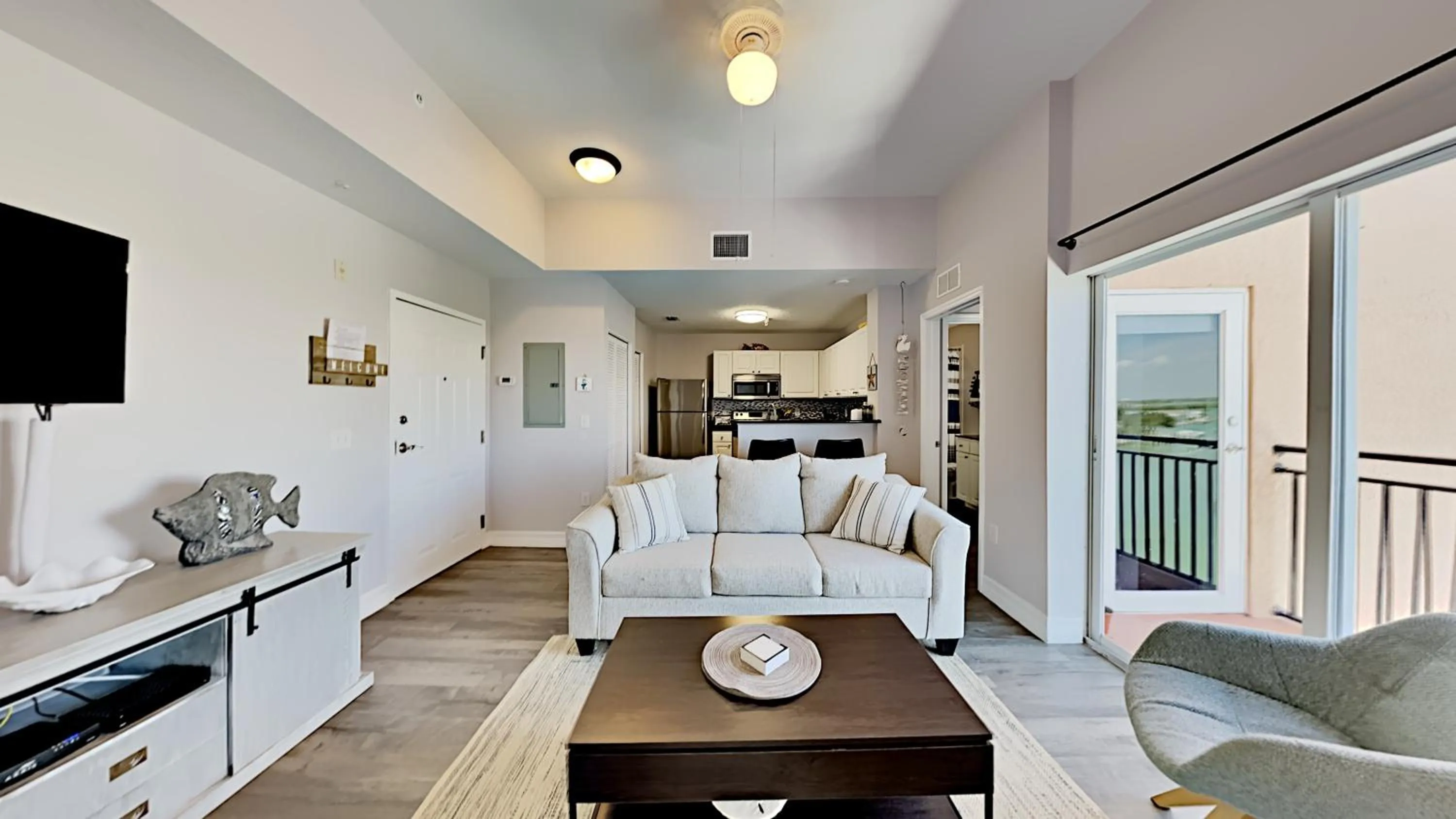 Living room in Madeira Bay Resort II by Travel Resort Services