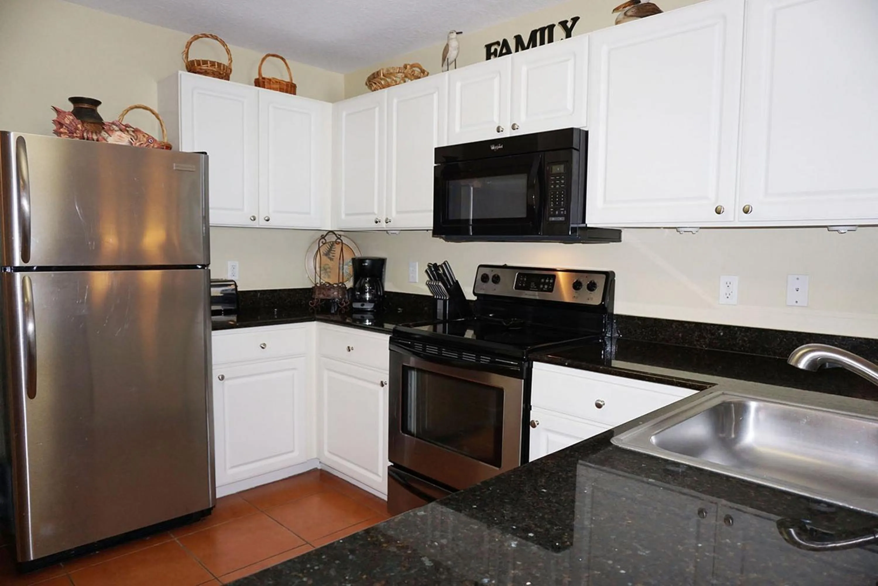 Kitchen or kitchenette in Madeira Bay Resort II by Travel Resort Services