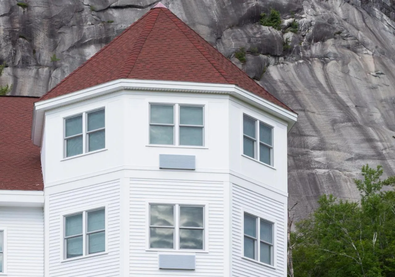 Property building in White Mountain Hotel and Resort