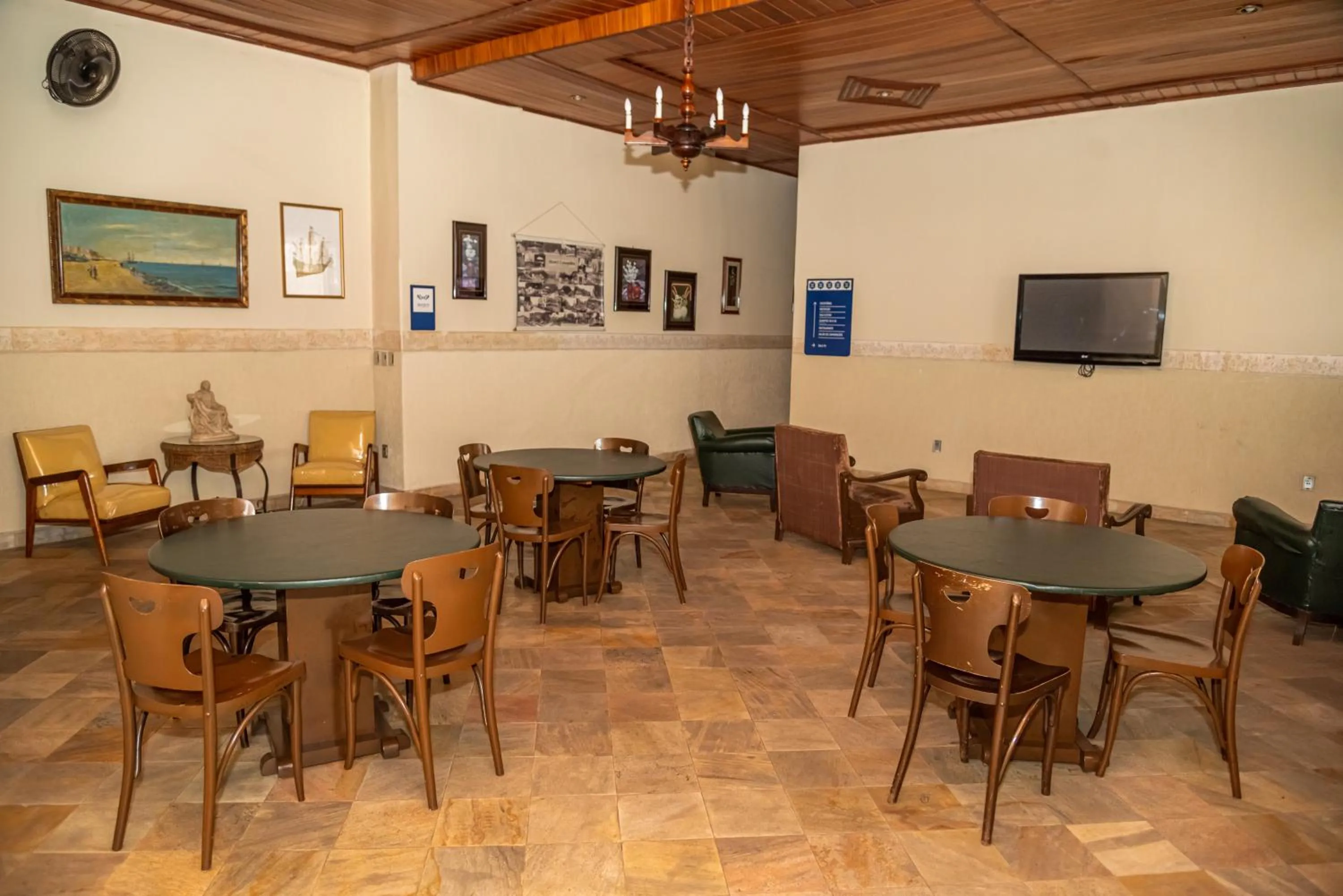 Restaurant/places to eat in VOA Hotel Caxambu