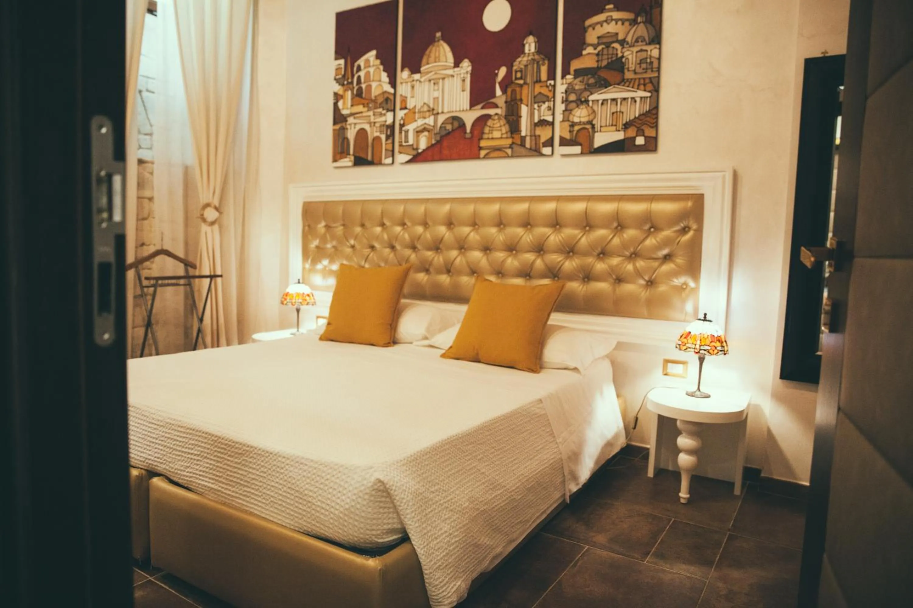 Bed in Lighthouse Suites Trastevere