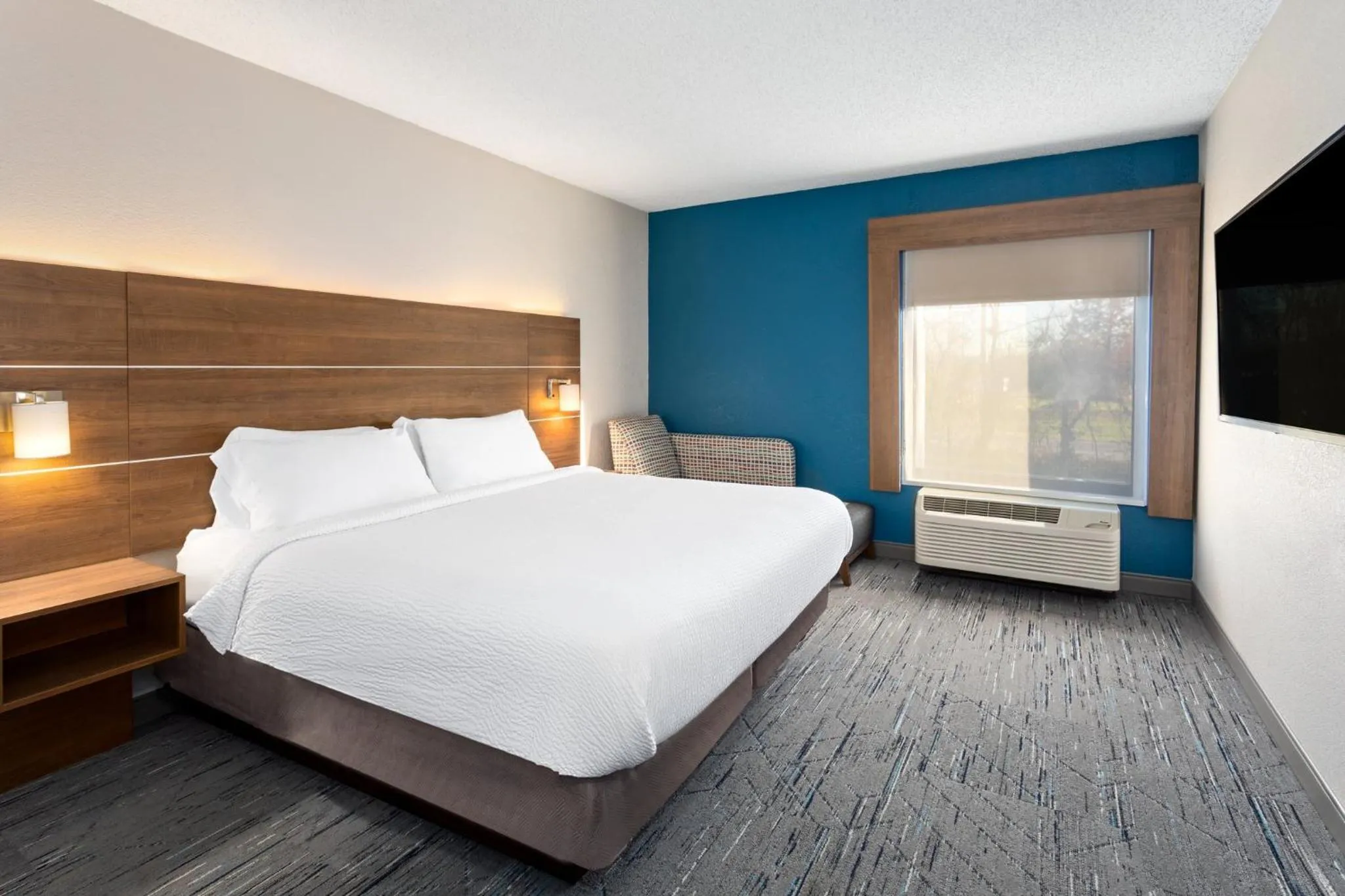 Photo of the whole room, Bed in Holiday Inn Express - New Albany