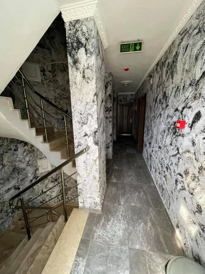 Decorative detail in Özgür Hotel