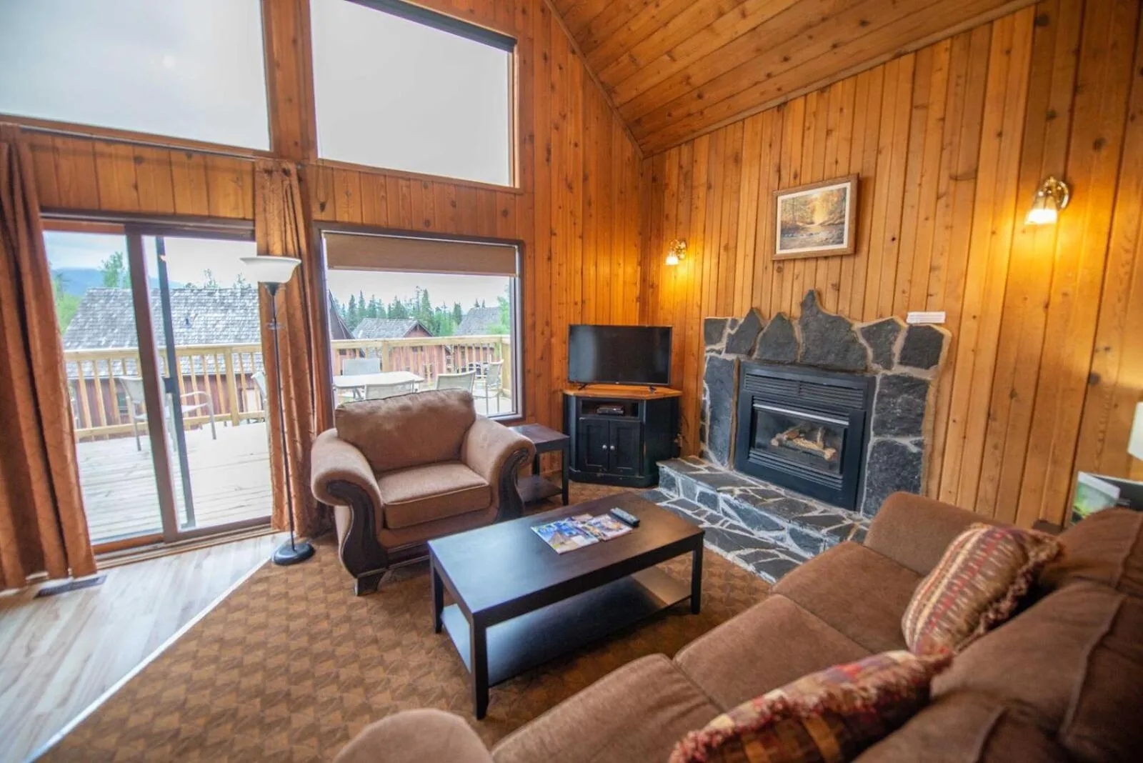 Living room in Banff Gate Mountain Resort