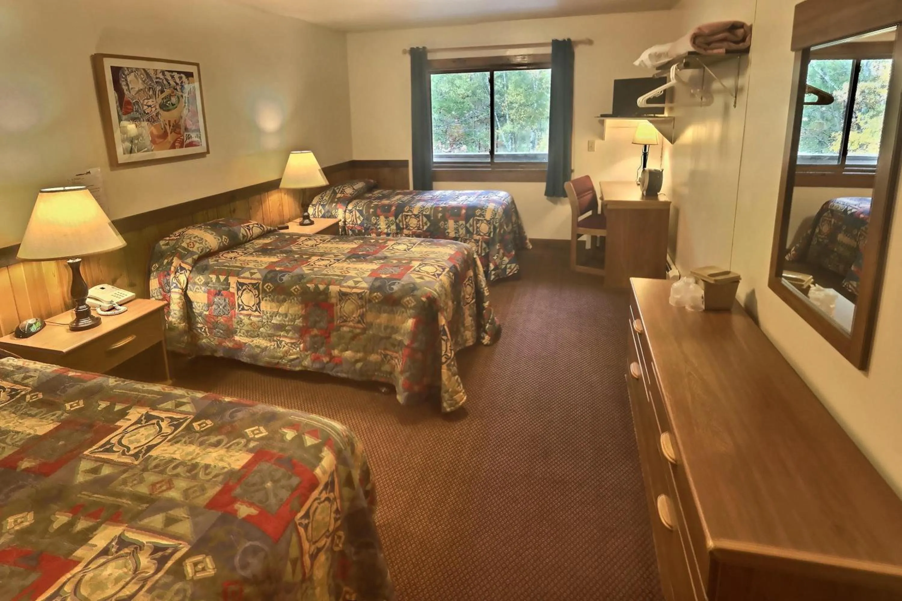 Bed in Mountain Sports Inn