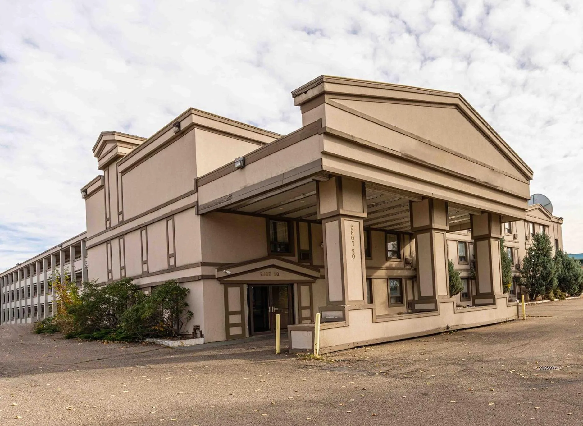 Property building in BA Hotel