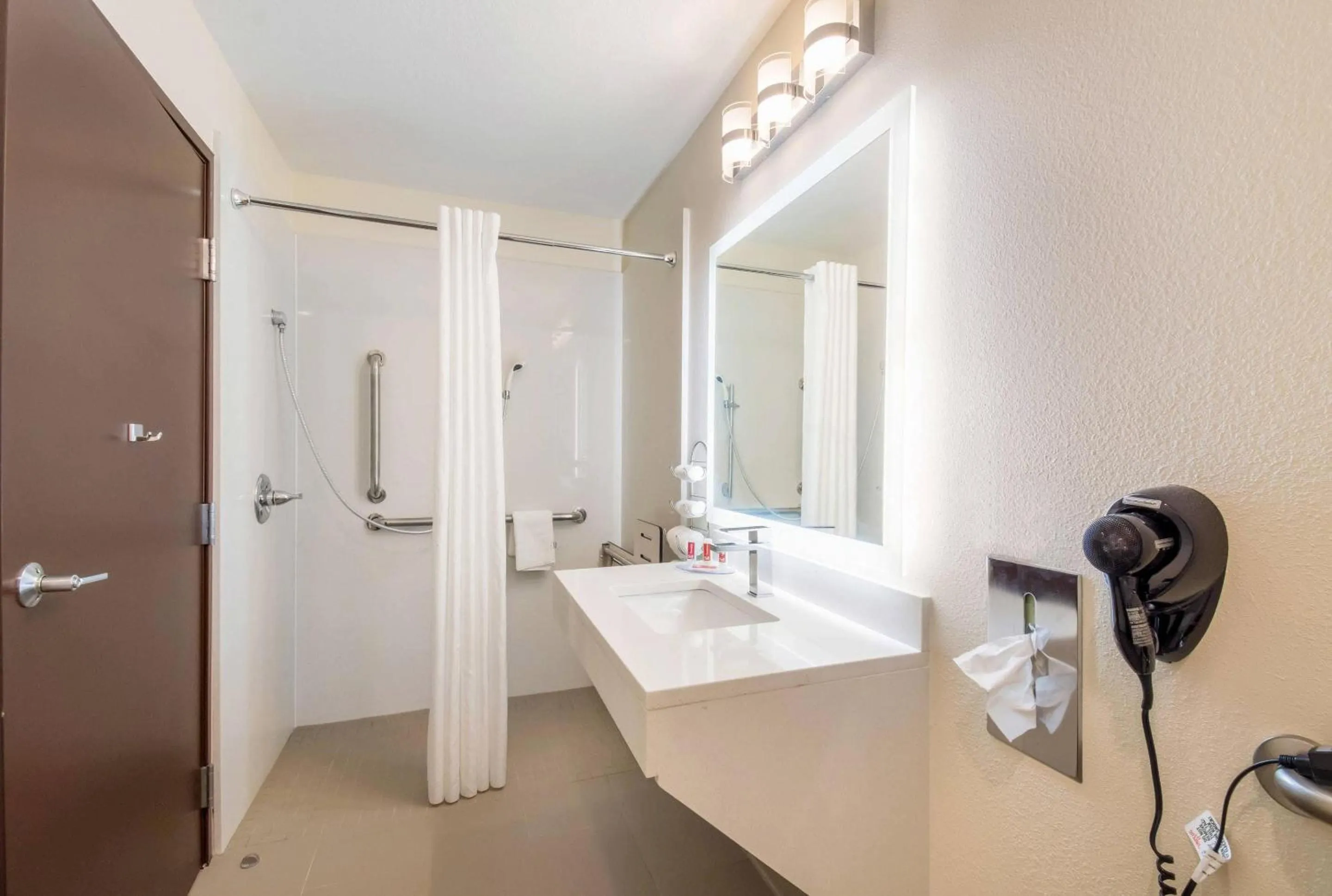 Bedroom in Econo Lodge Umatilla Columbia River Area