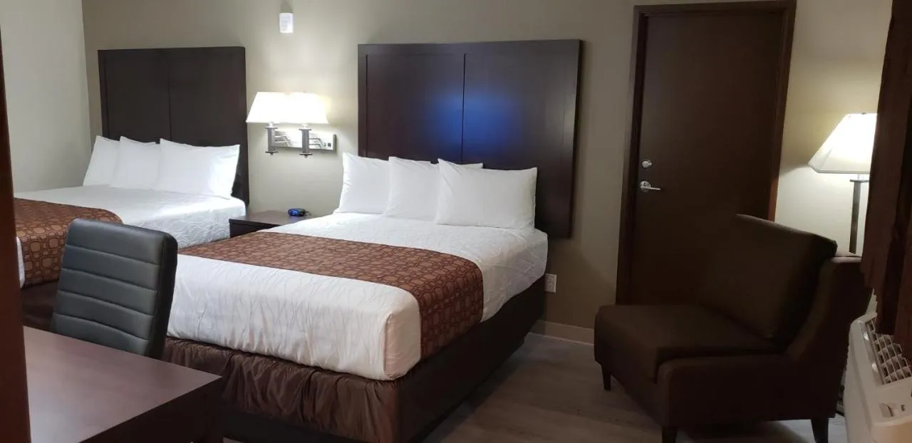 Bed in Econo Lodge Umatilla Columbia River Area