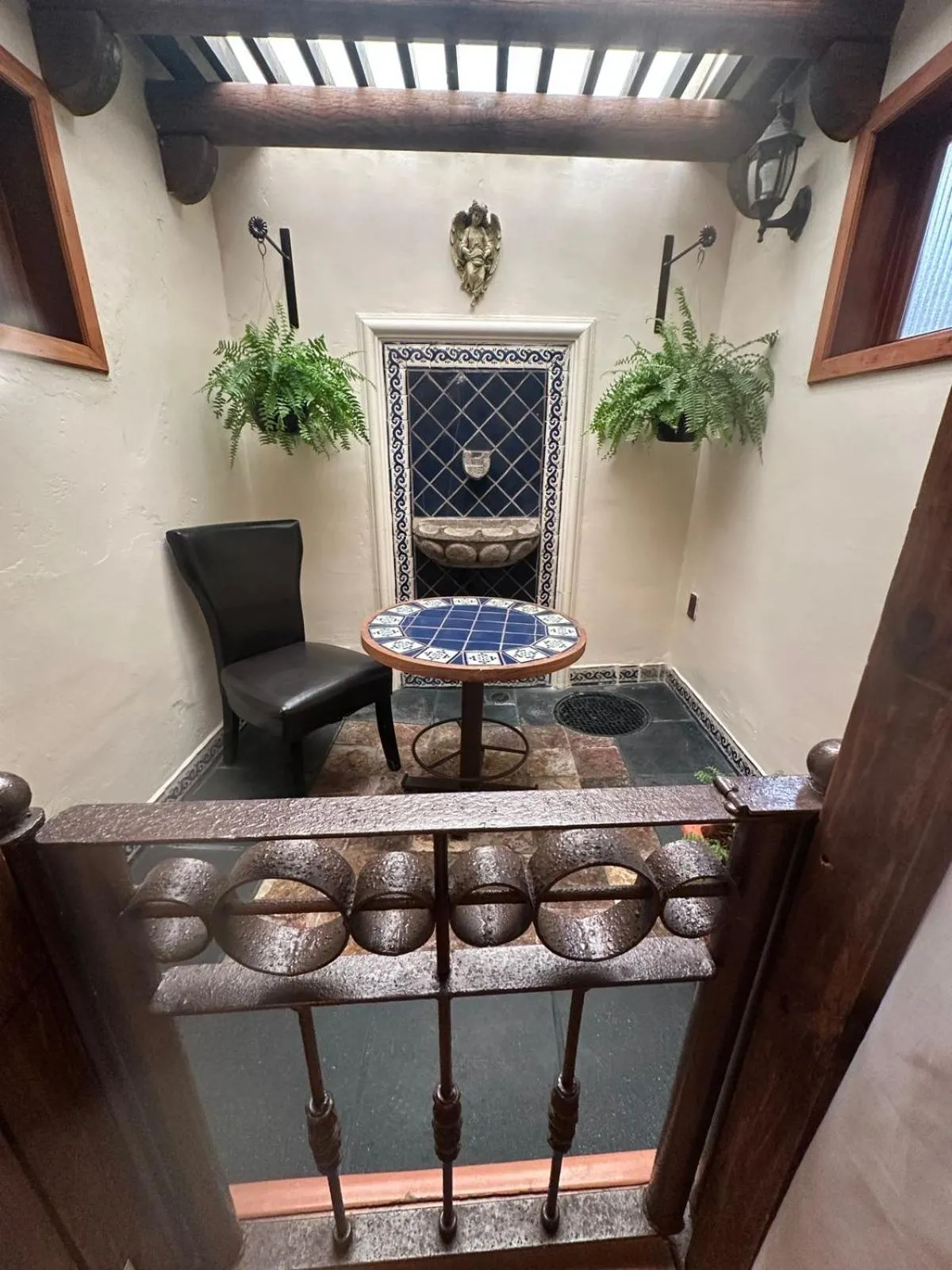 Seating area in Casa de los Arcángeles