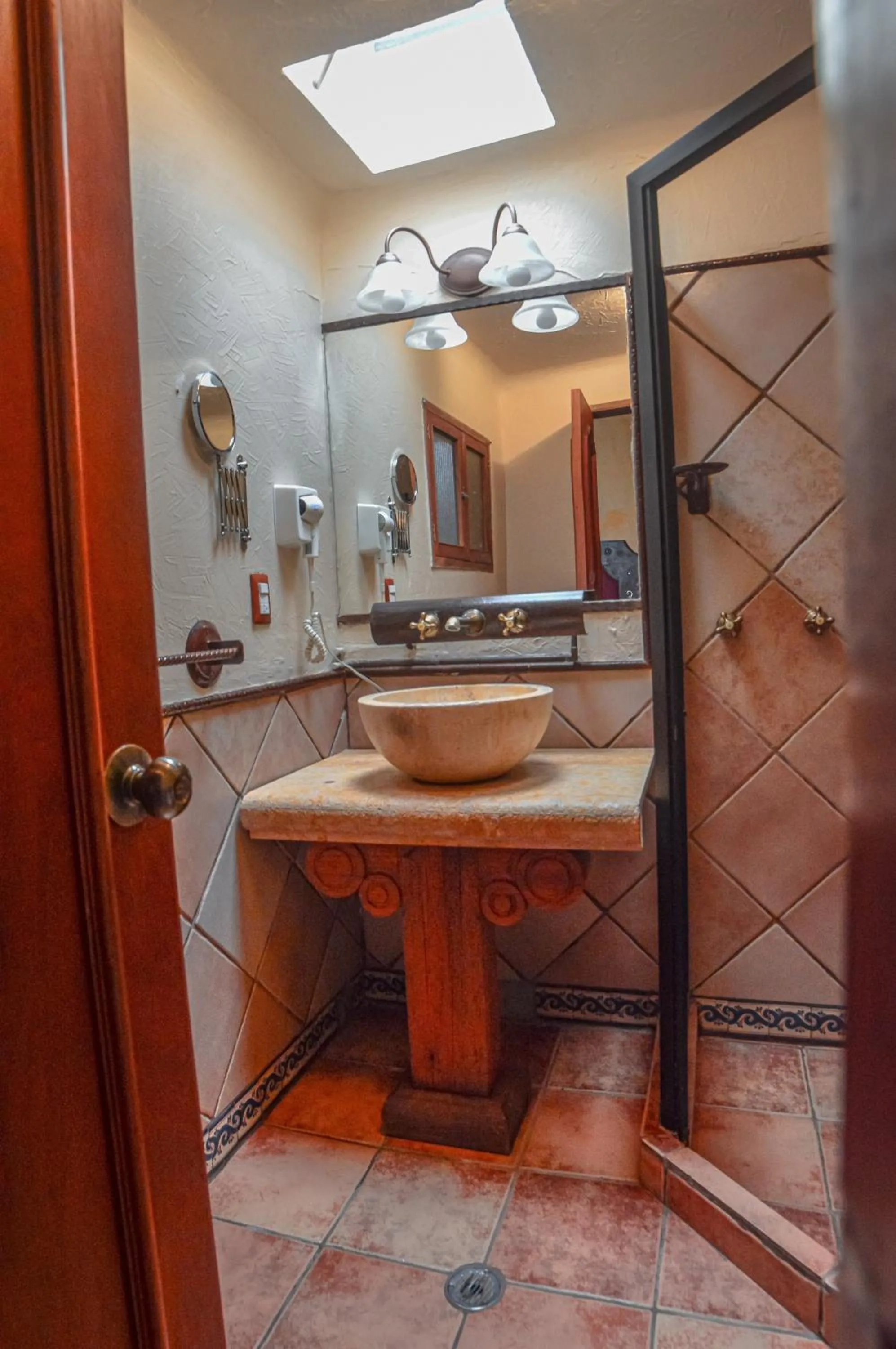 Bathroom in Casa de los Arcángeles
