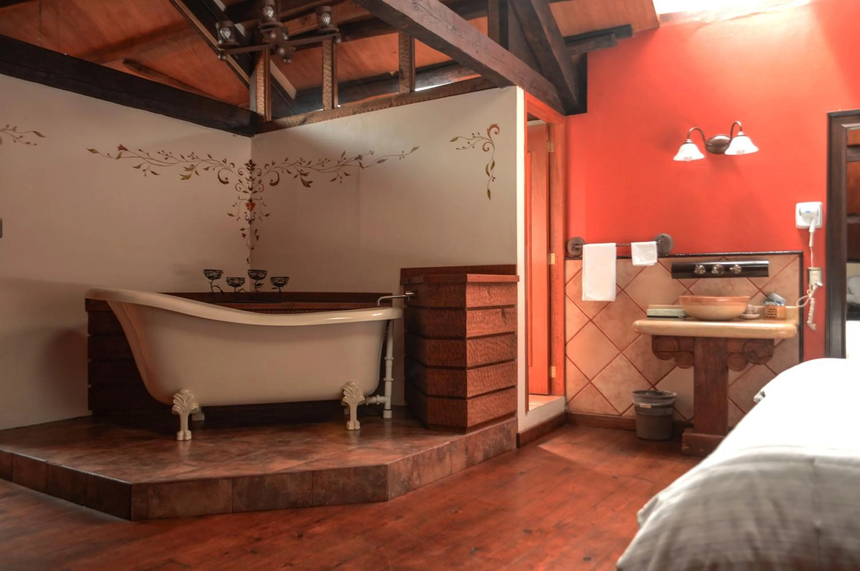 Photo of the whole room, Bed in Casa de los Arcángeles