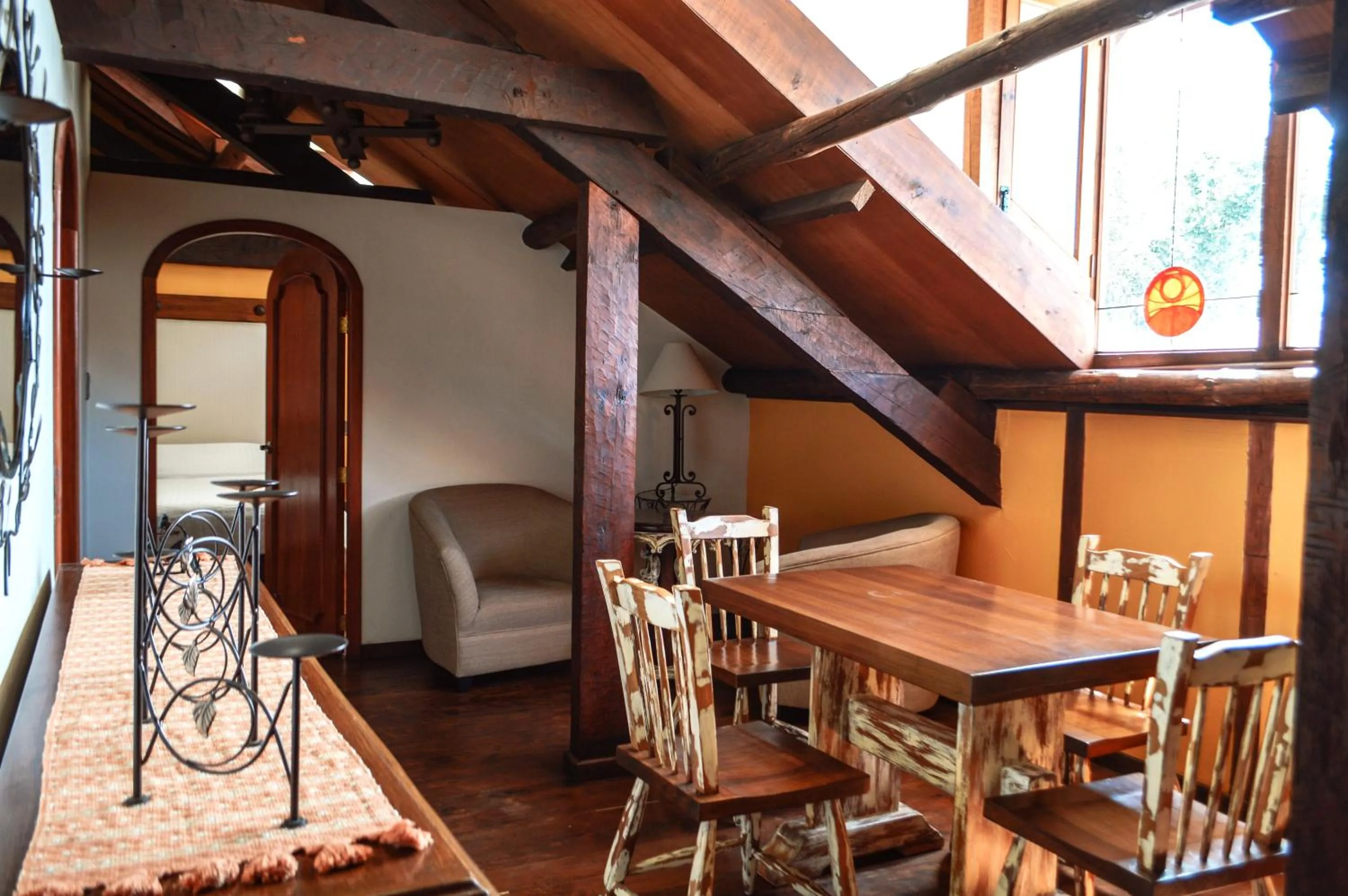 Photo of the whole room in Casa de los Arcángeles