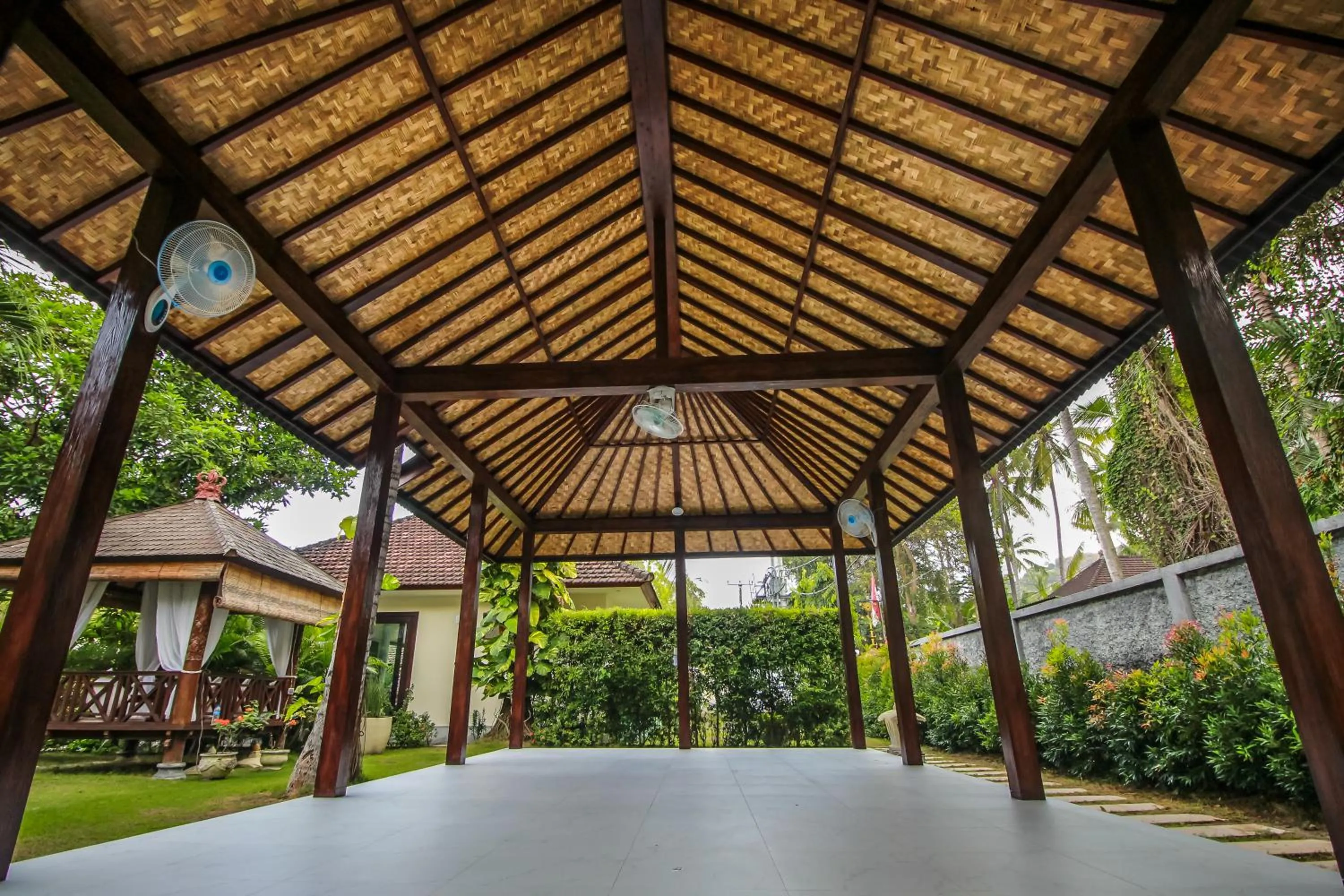 Activities in Rossa Garden Hotel