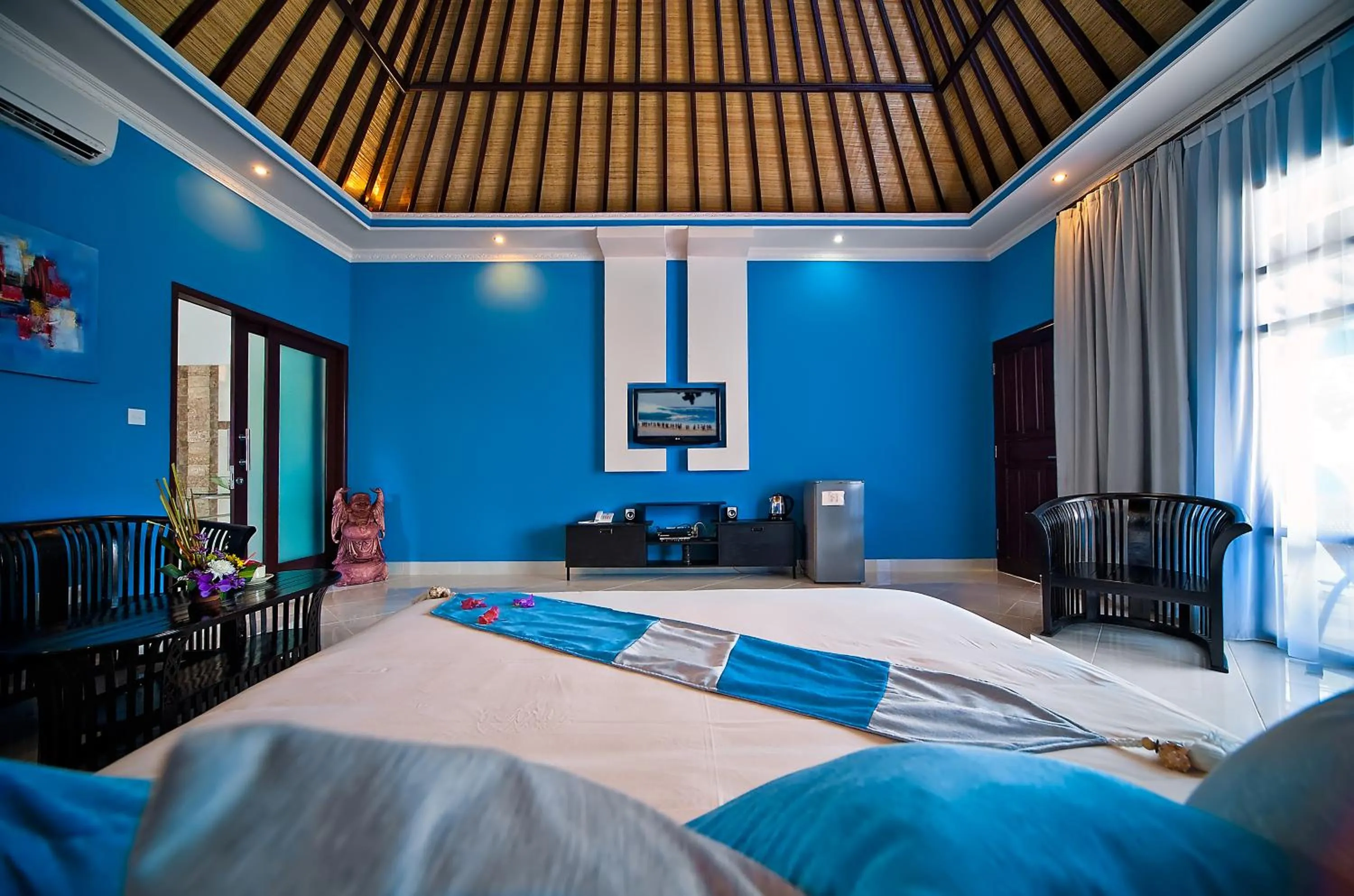 TV and multimedia, Bed in Rossa Garden Hotel