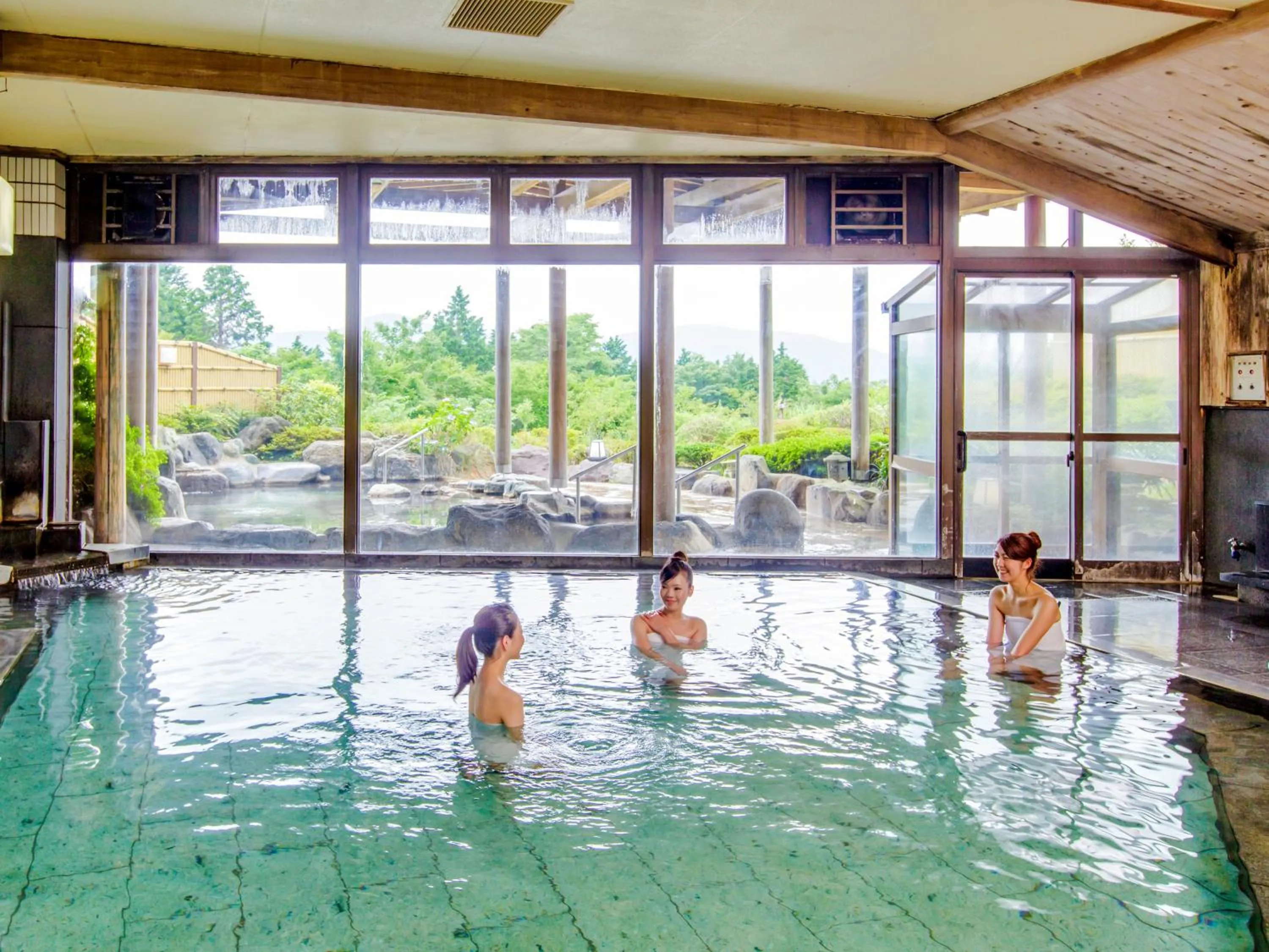 Hot Spring Bath in Hotel Green Plaza Hakone