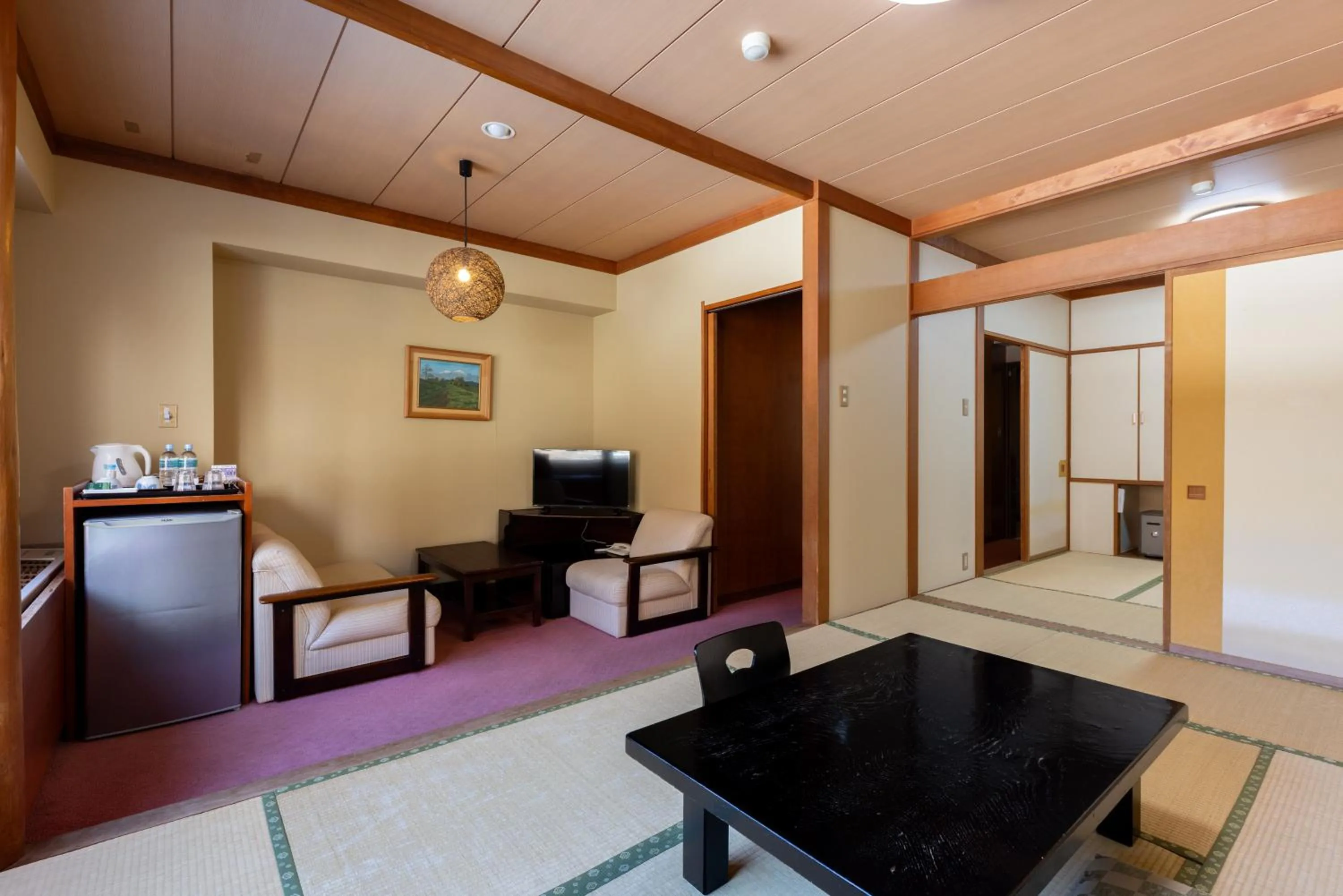 TV and multimedia in Nozawa Grand Hotel