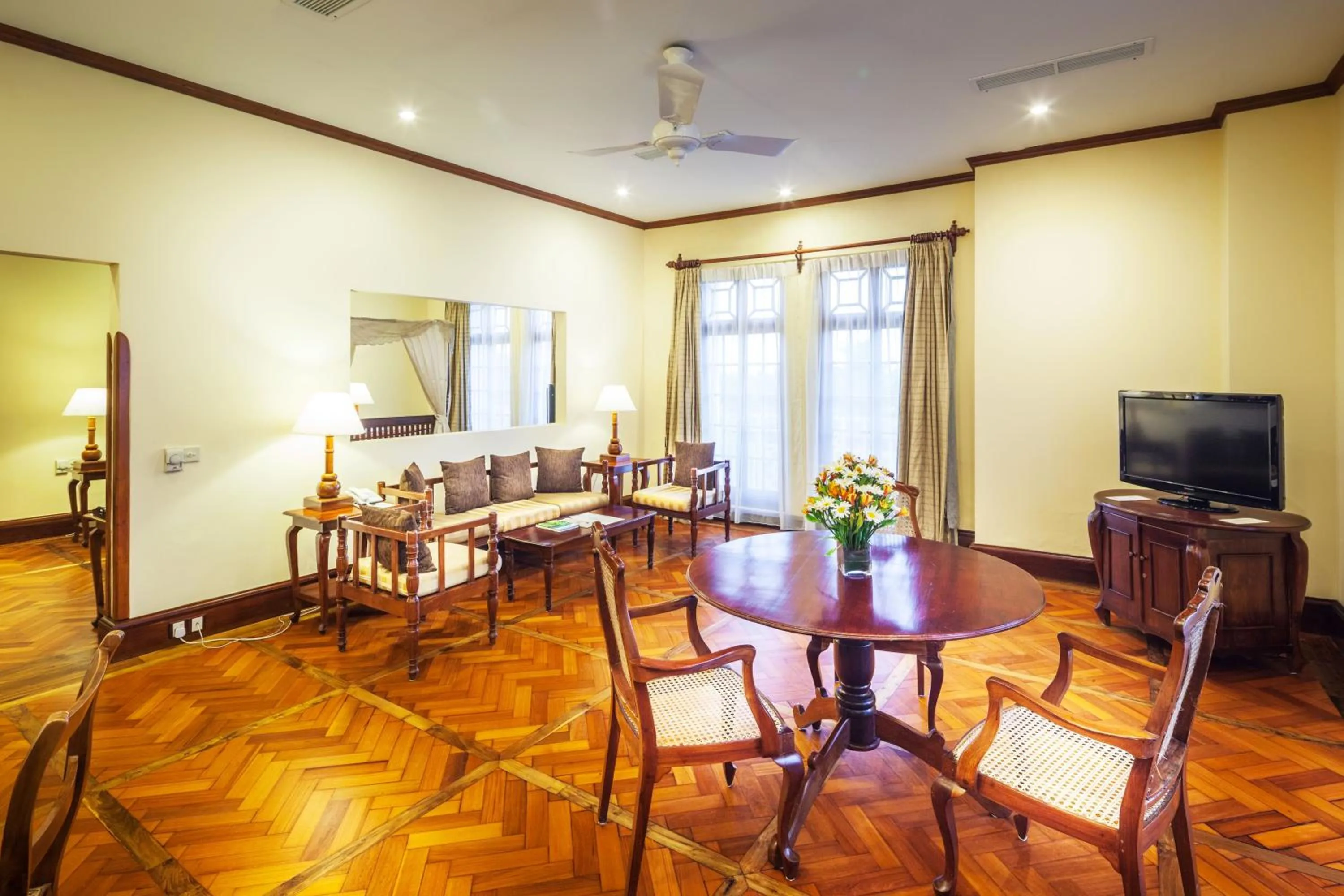 Living room in Mount Lavinia Hotel
