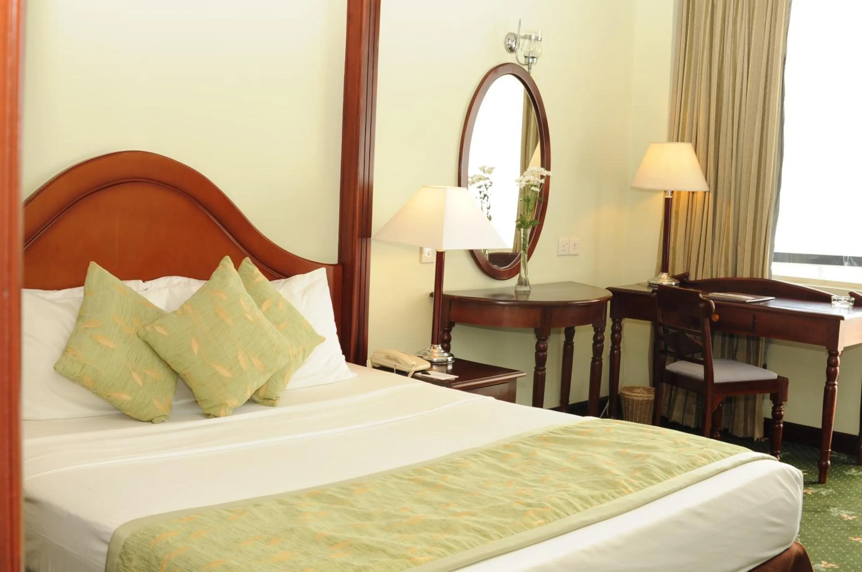 Bed in Mount Lavinia Hotel