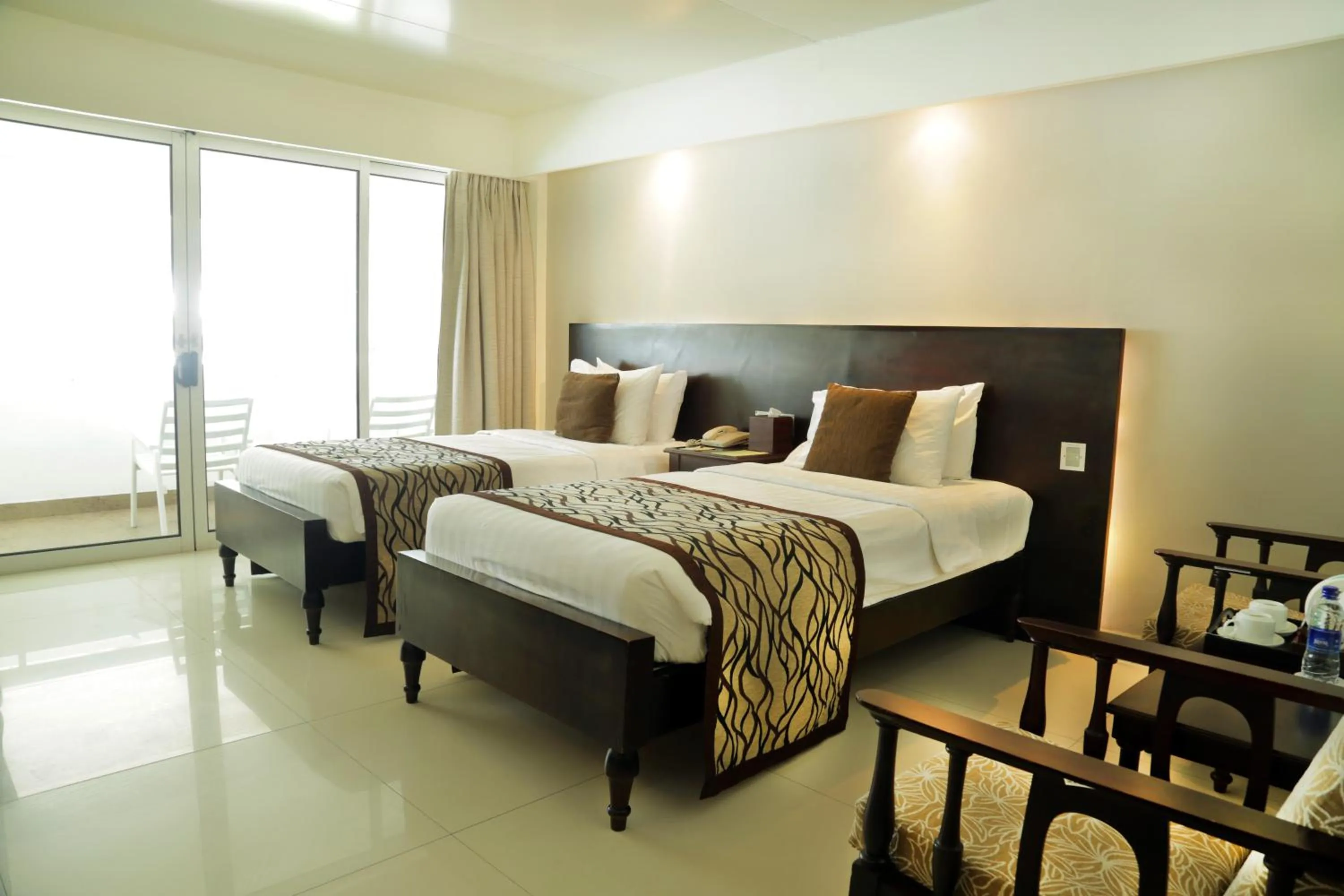 Photo of the whole room, Bed in Mount Lavinia Hotel