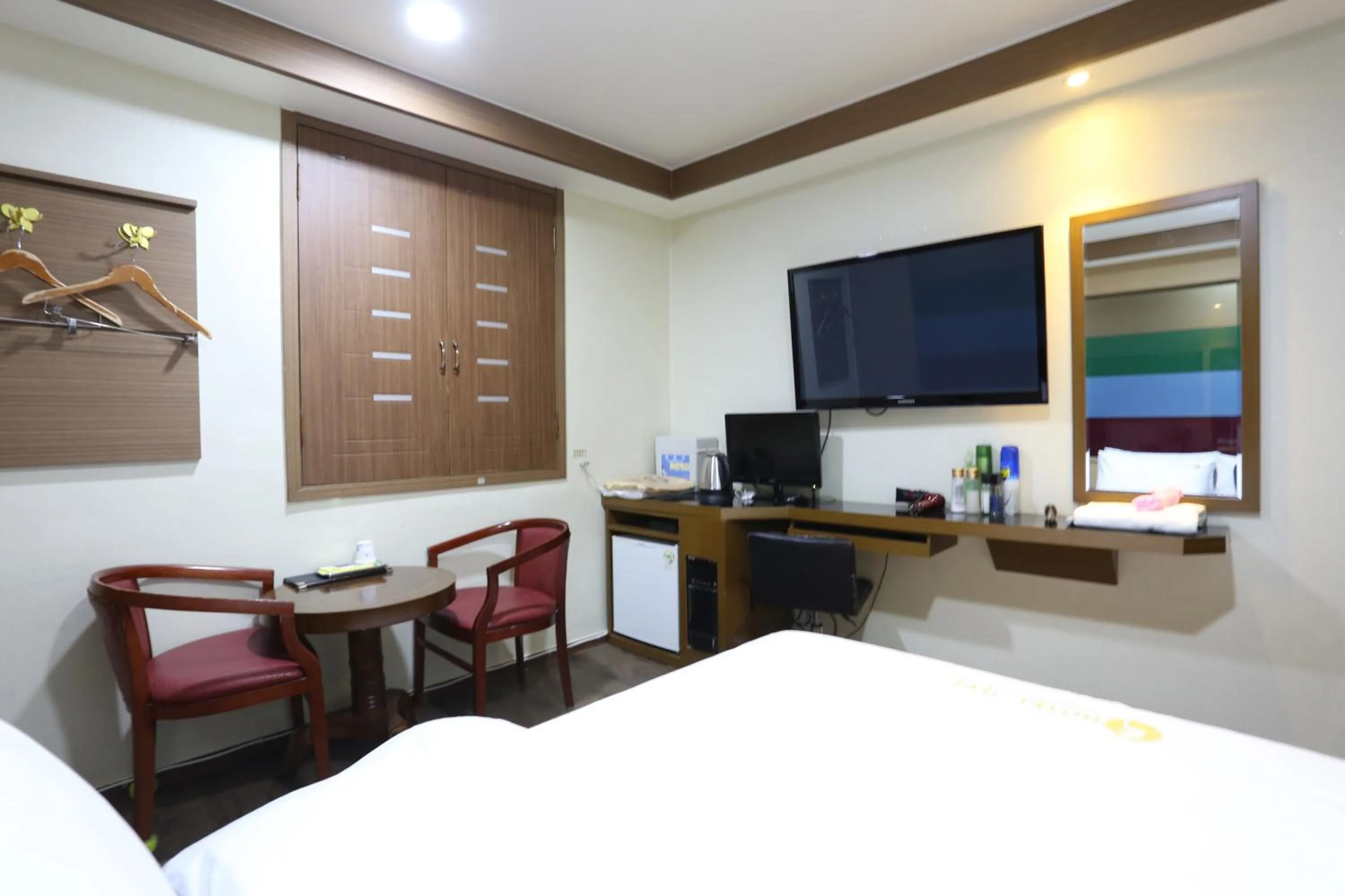 Bed in City Park Hotel