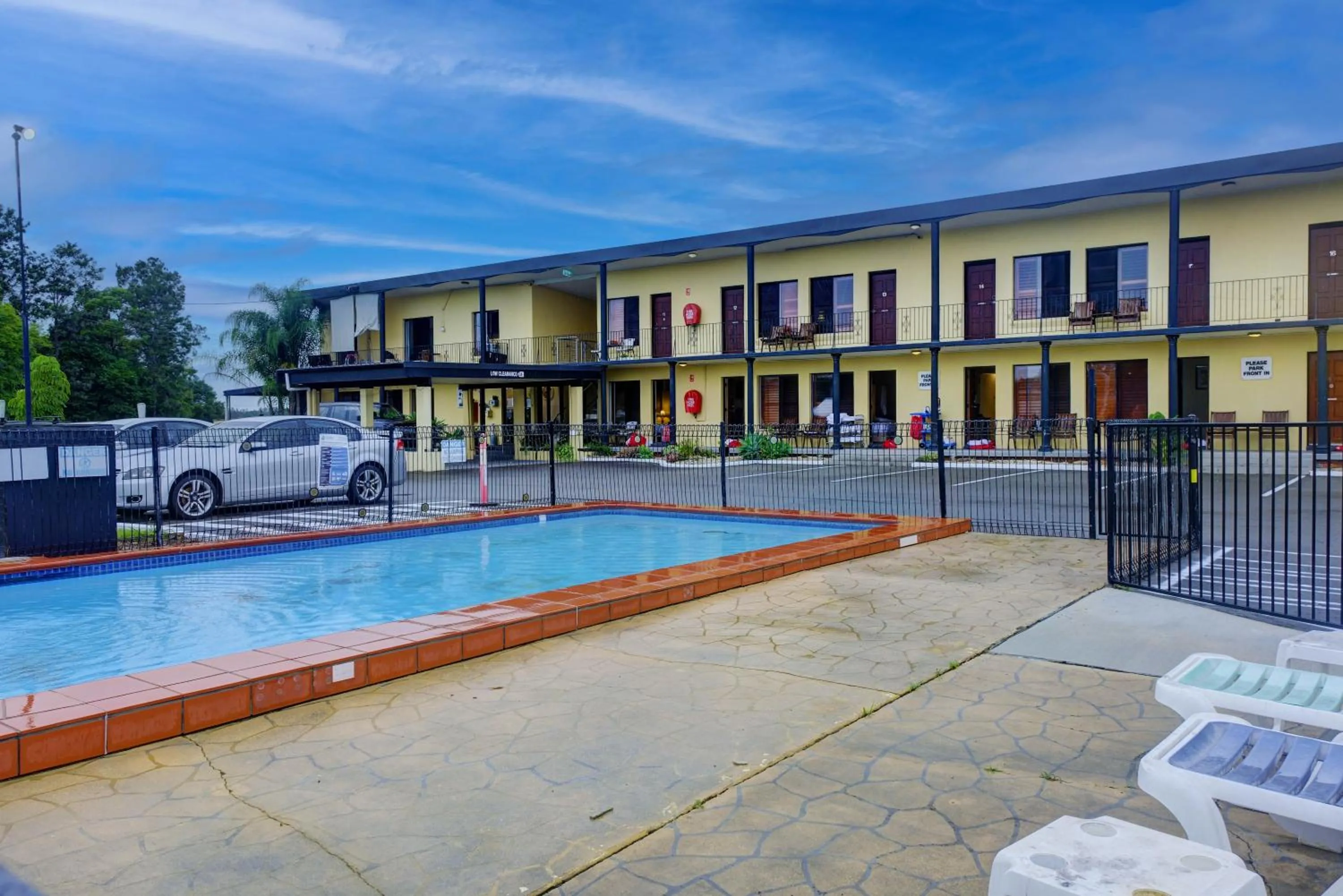 Property building in Country Plaza Motel Taree