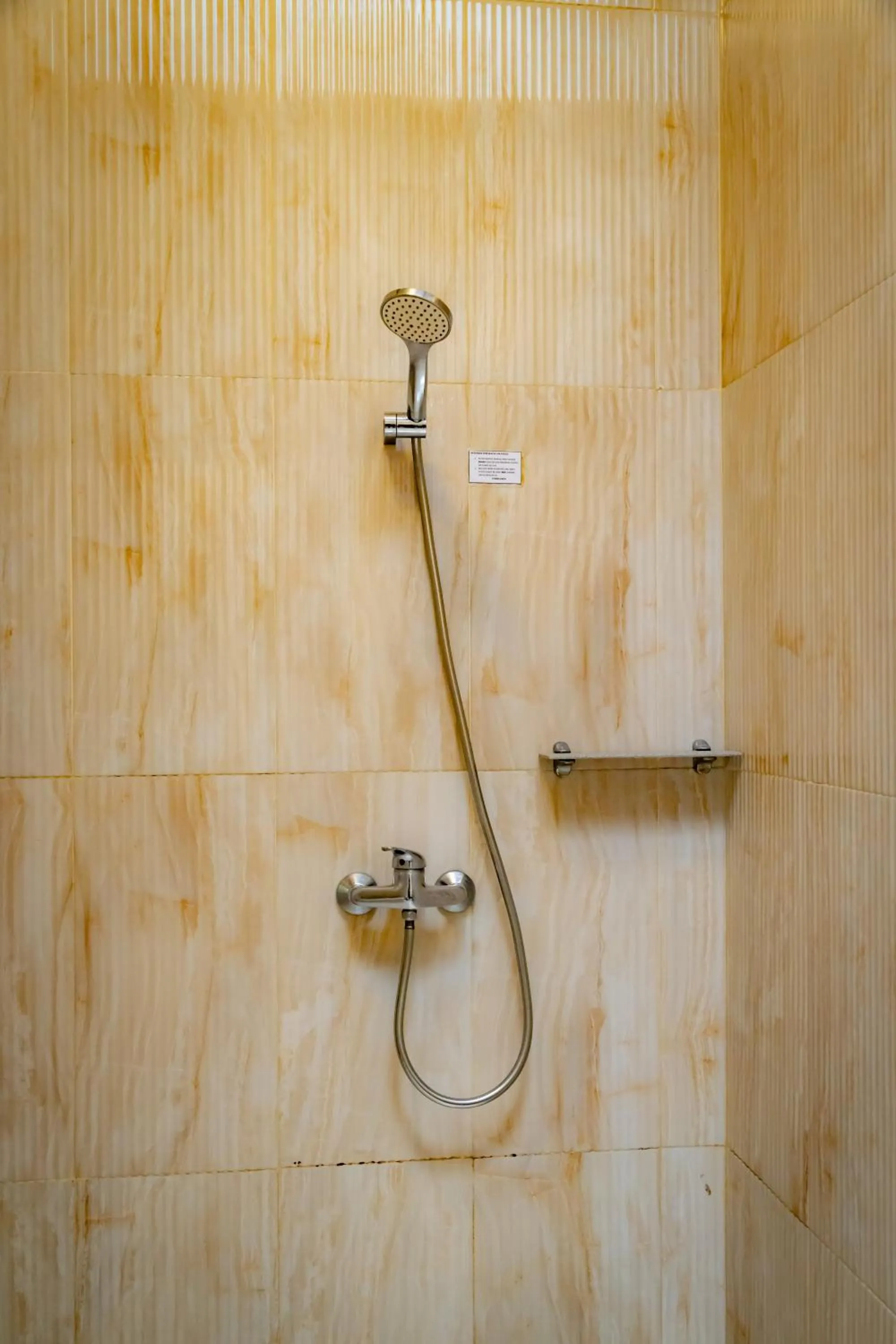 Bathroom in Family Hotel Gradia 1