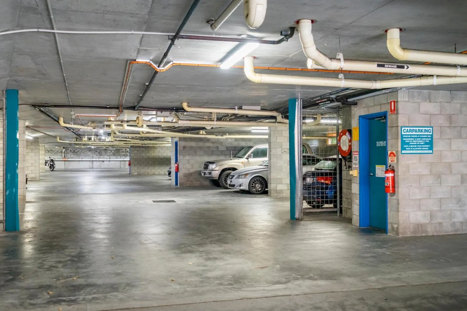 Parking in Aruba Sands Resort