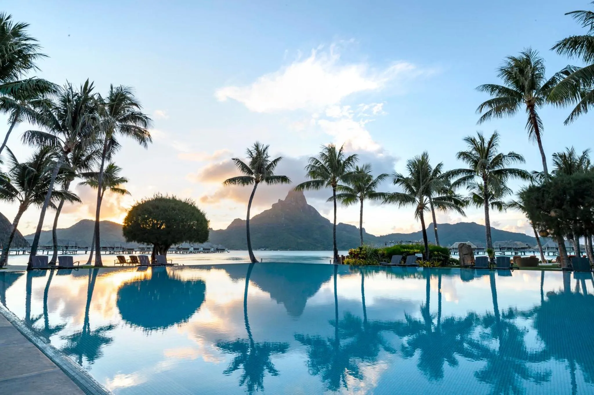 Swimming pool in InterContinental Bora Bora & Thalasso Spa by IHG