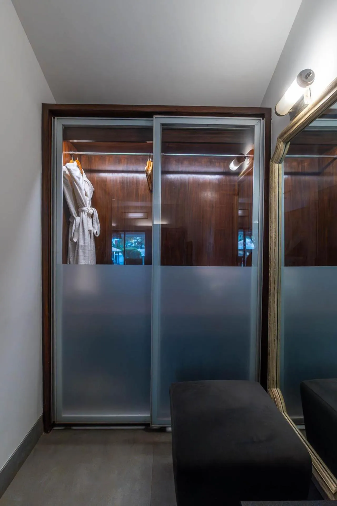 wardrobe in Marbela Beach Resort