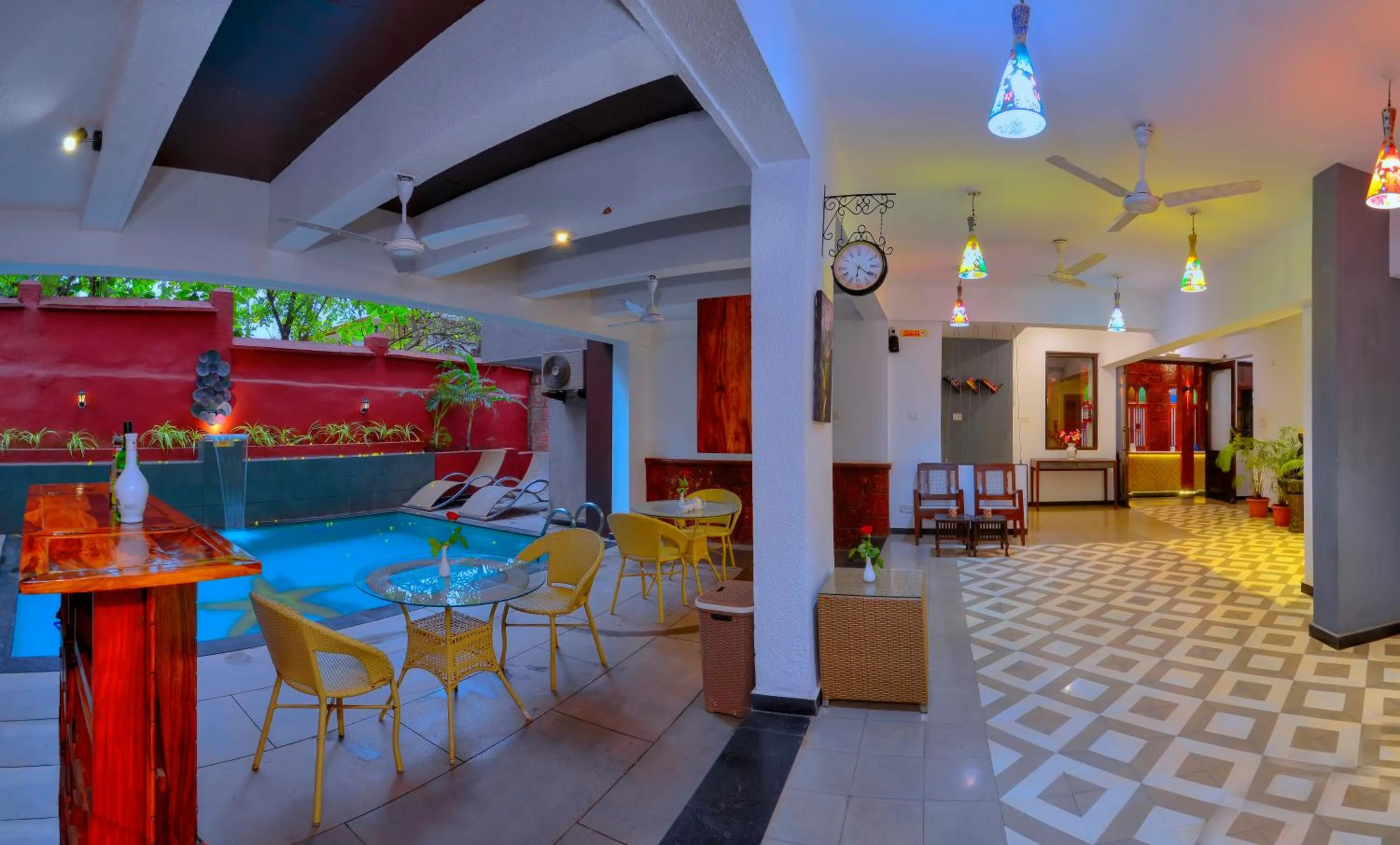 Restaurant/places to eat in Foxoso Sonnet - A boutique hotel, Anjuna , Goa