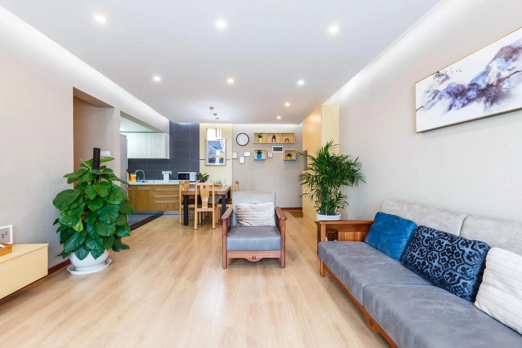 Living room in Shenzhen New Swan Castle Apartment