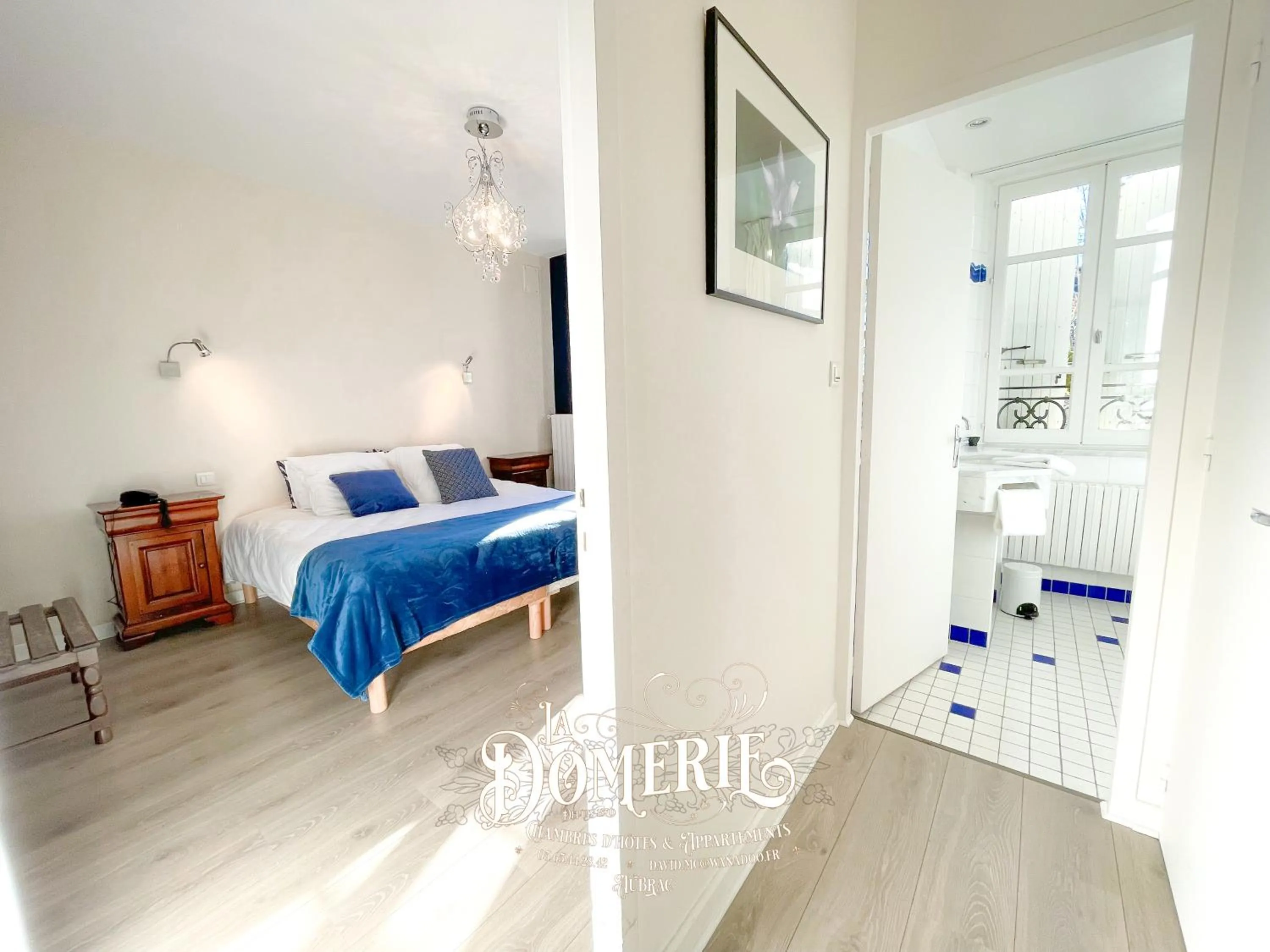 Bed in La Domerie - Maison d'hôtes