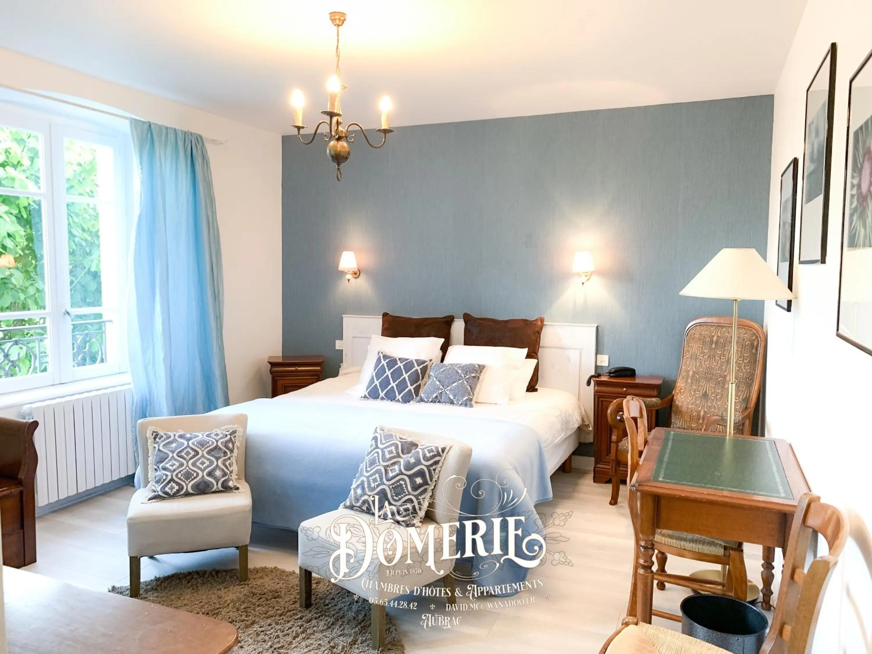 Bed in La Domerie - Maison d'hôtes