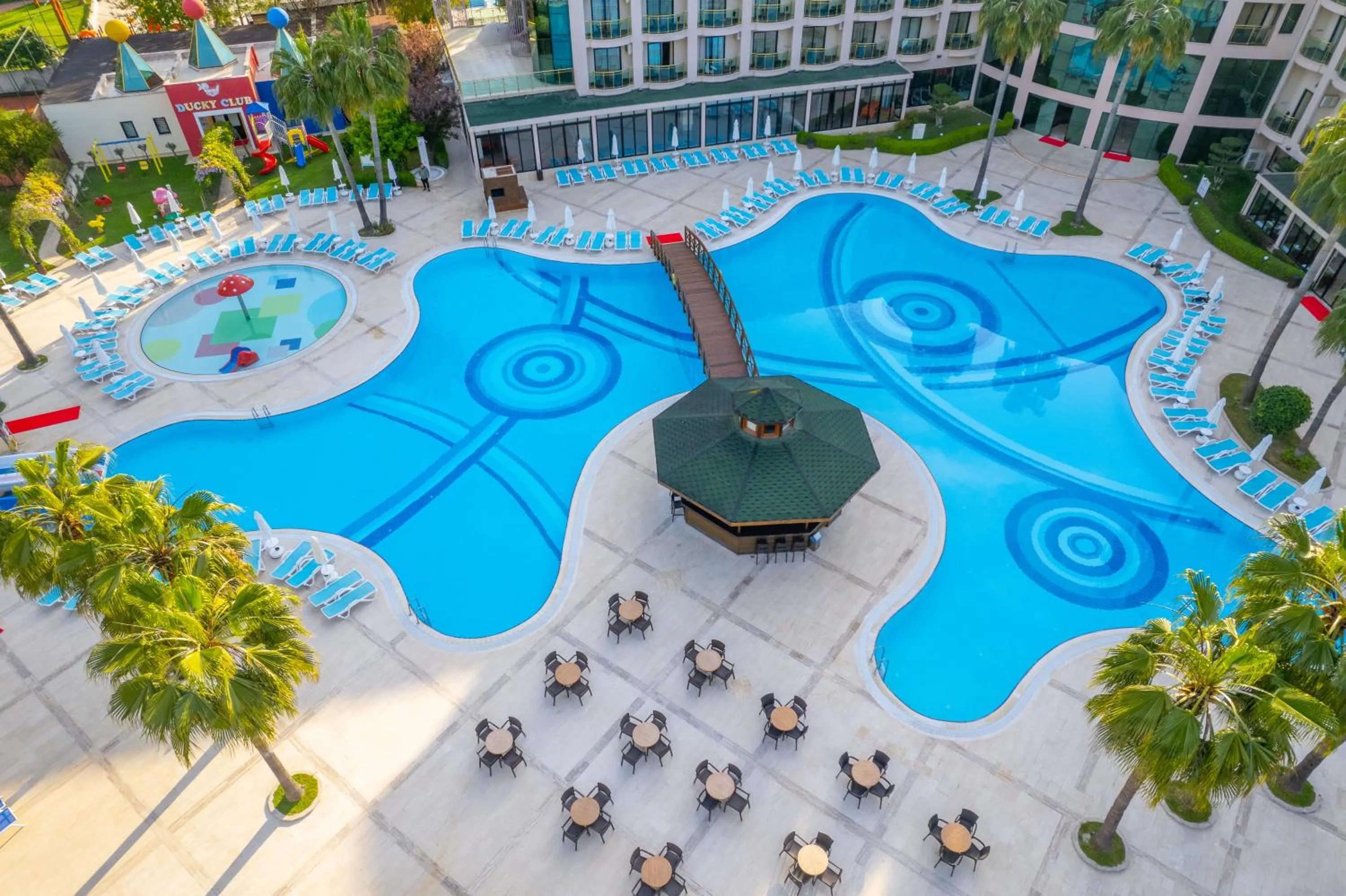 Lounge or bar in Eldar Resort Hotel