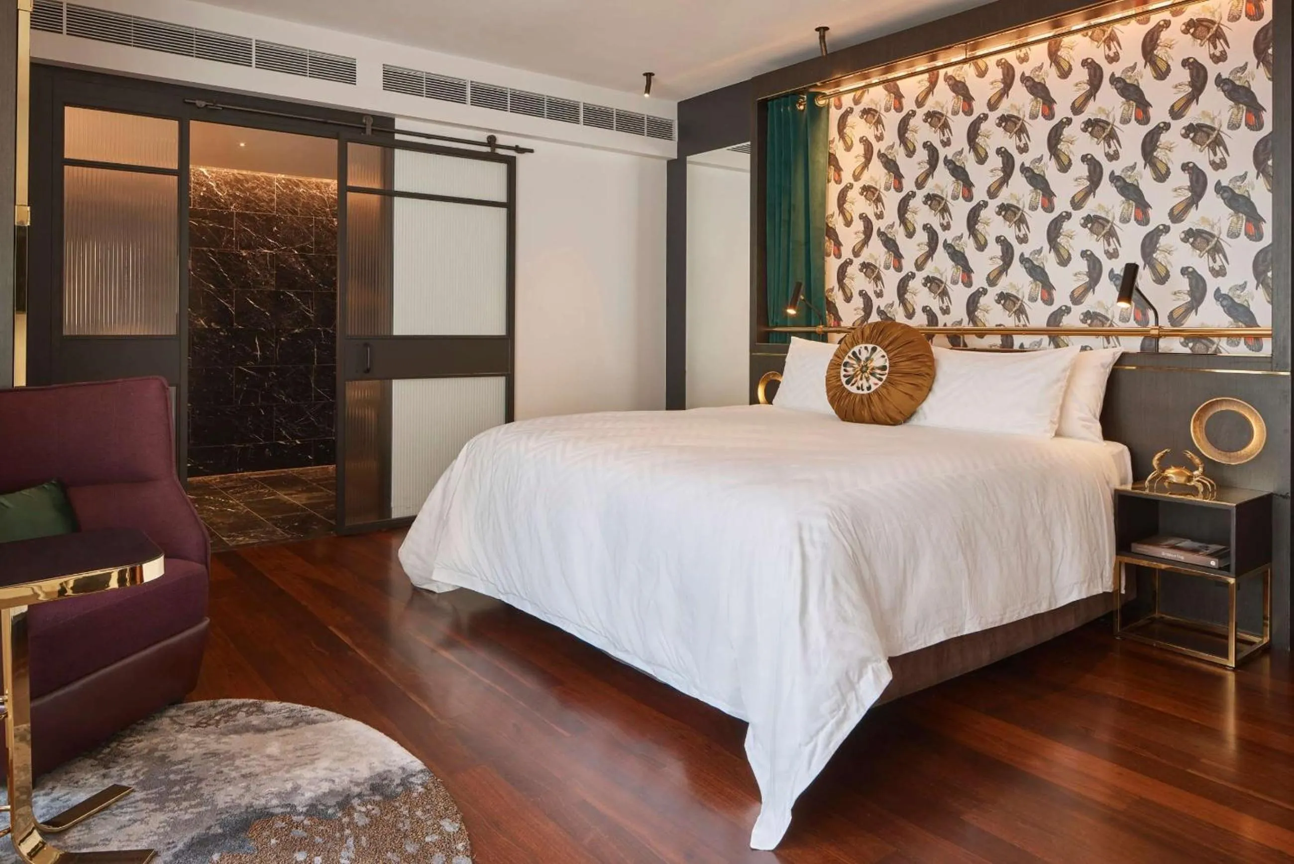 Bedroom, Bed in QT Perth