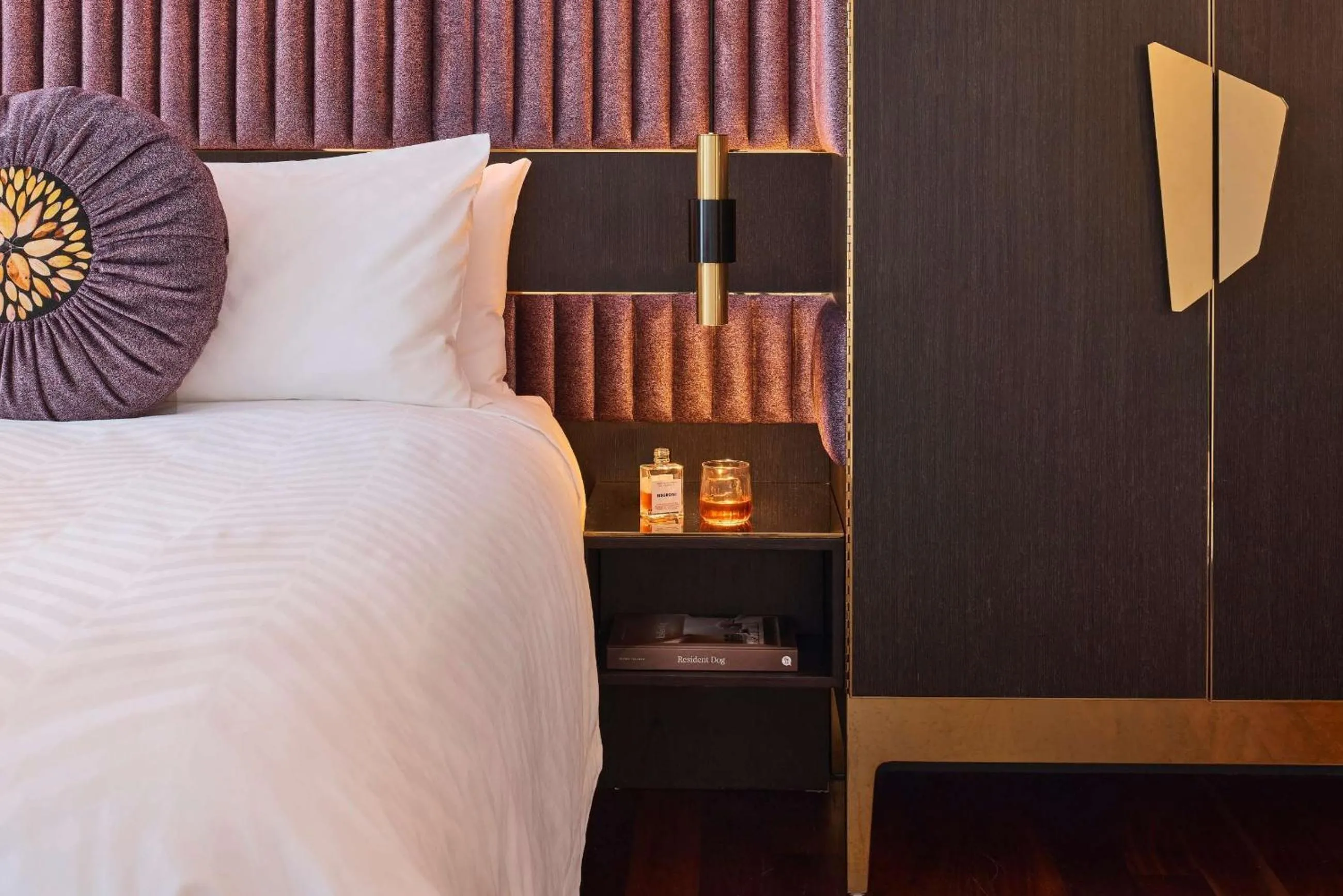 Bedroom, Bed in QT Perth