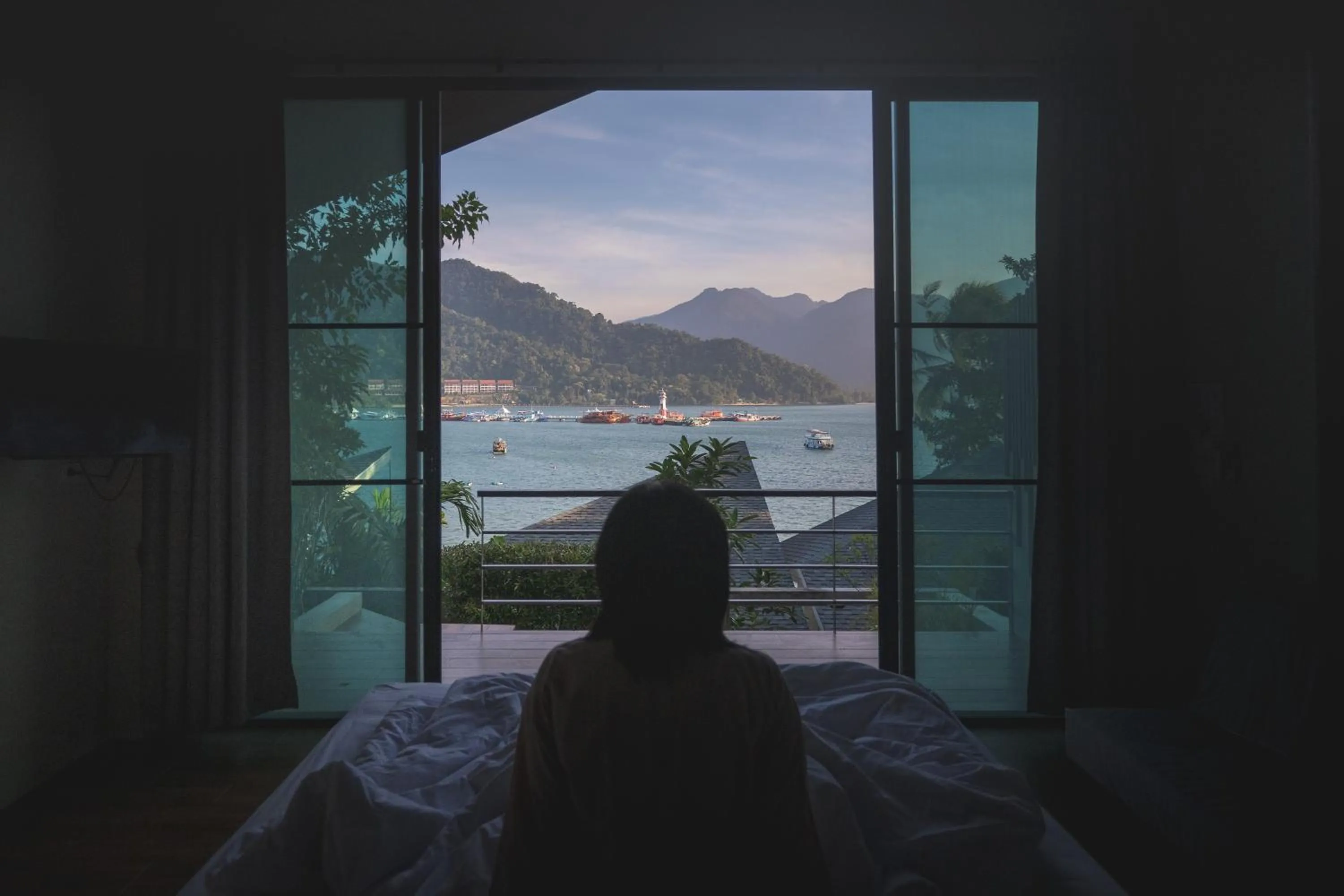 Bed in Bhuvarin Resort