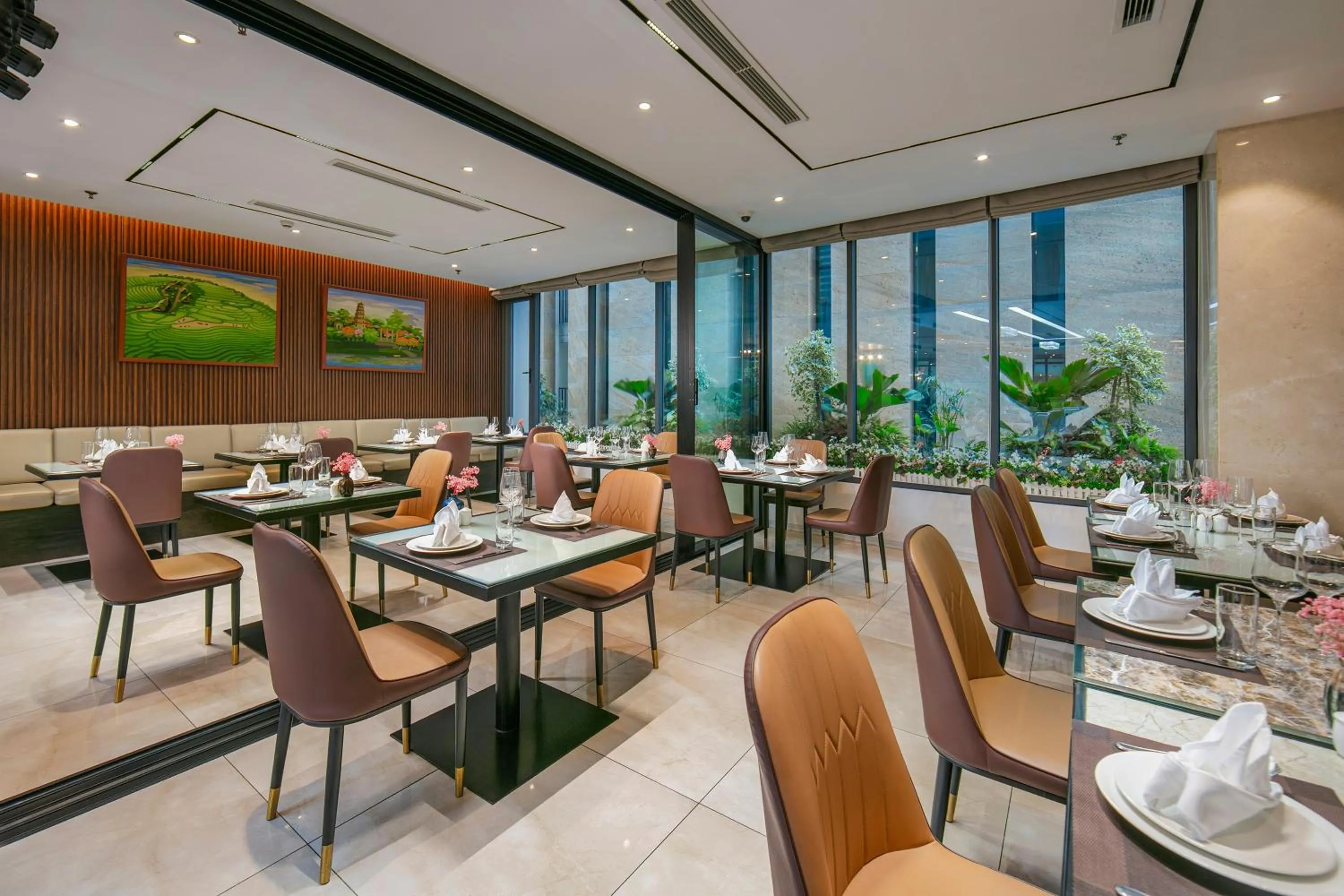 Buffet breakfast in GRAND CITITEL Hanoi Hotel & Spa