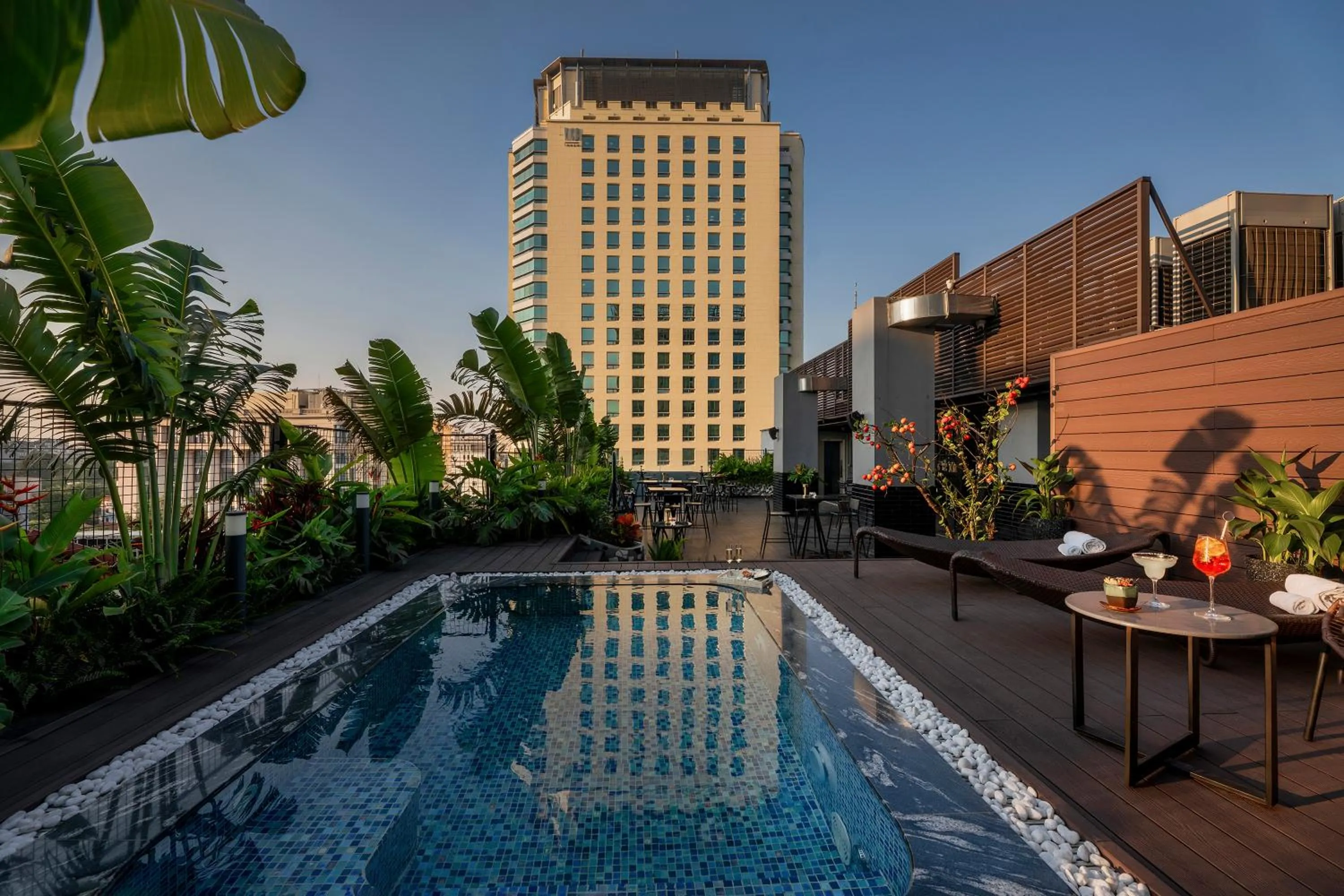 Pool view in GRAND CITITEL Hanoi Hotel & Spa