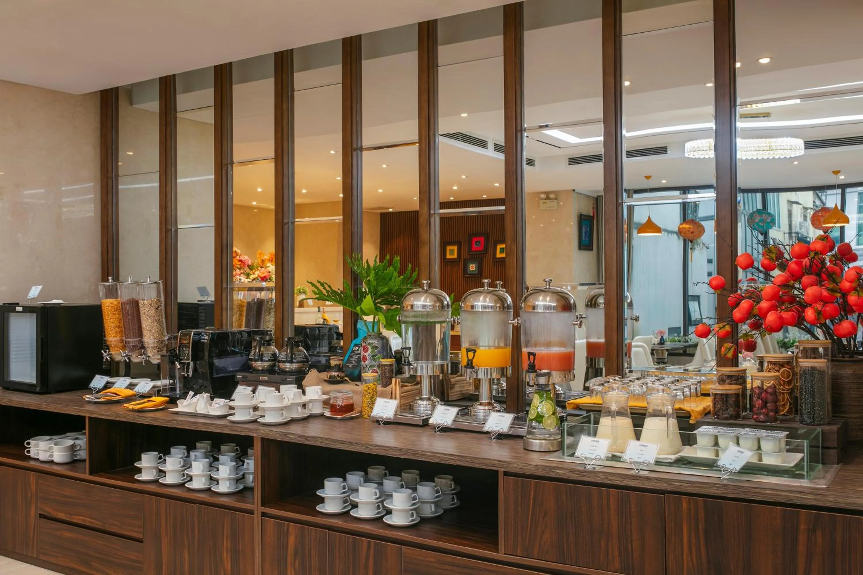 Buffet breakfast in GRAND CITITEL Hanoi Hotel & Spa