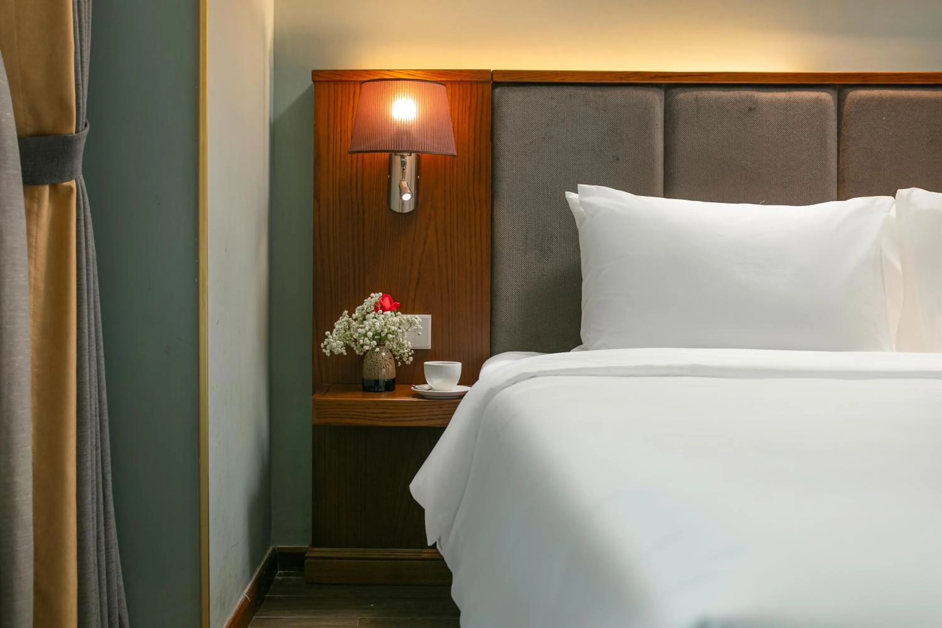 Bed in GRAND CITITEL Hanoi Hotel & Spa