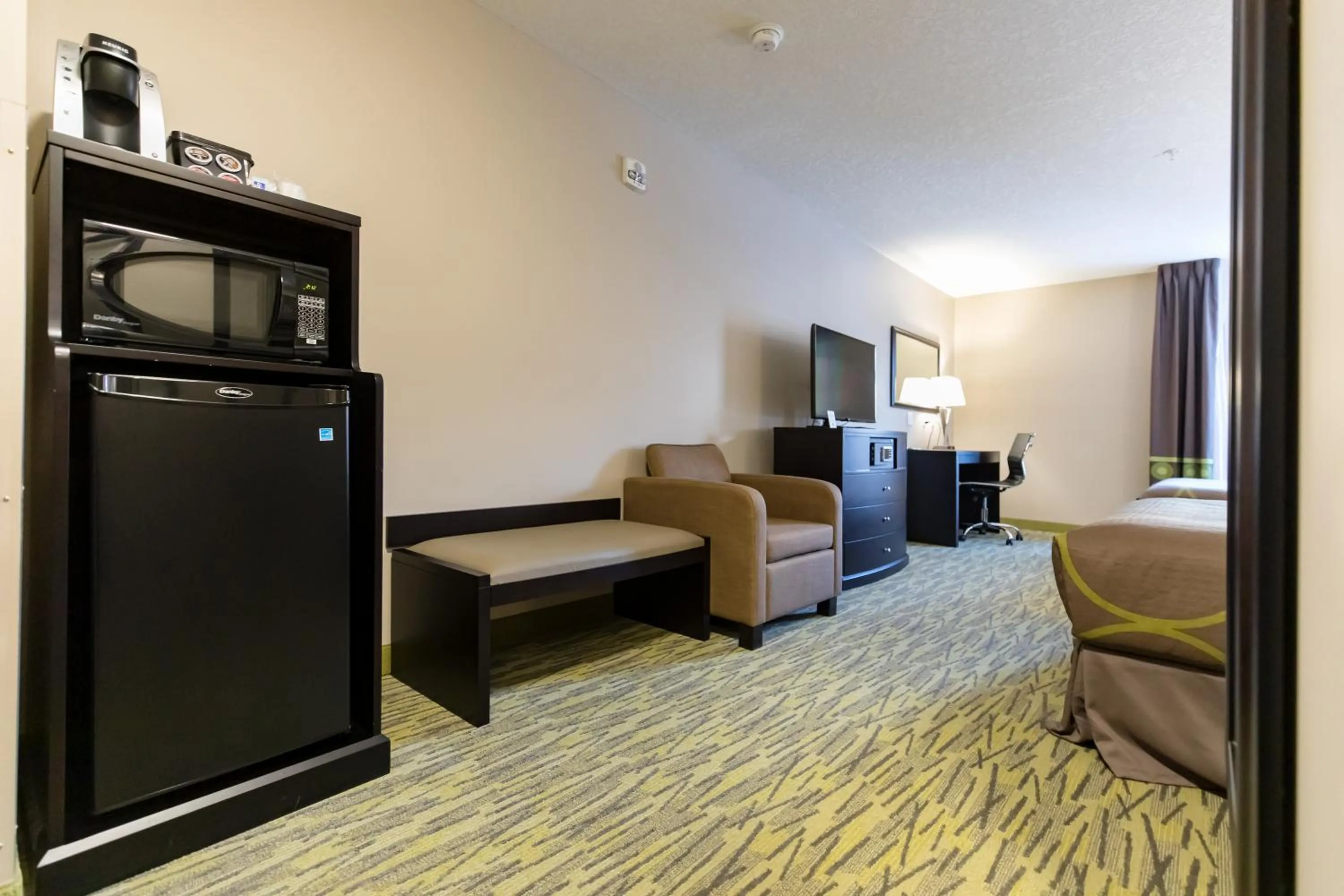 Seating area in Super 8 by Wyndham Canmore