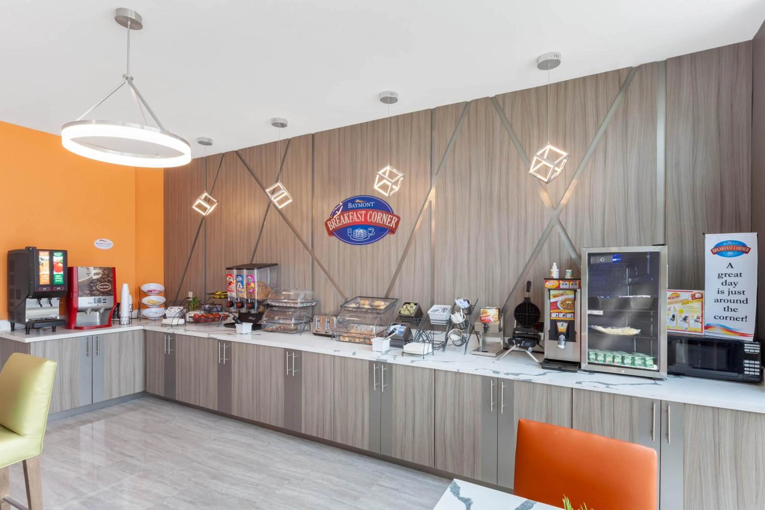 Restaurant/places to eat in Baymont by Wyndham Houston Hobby Airport