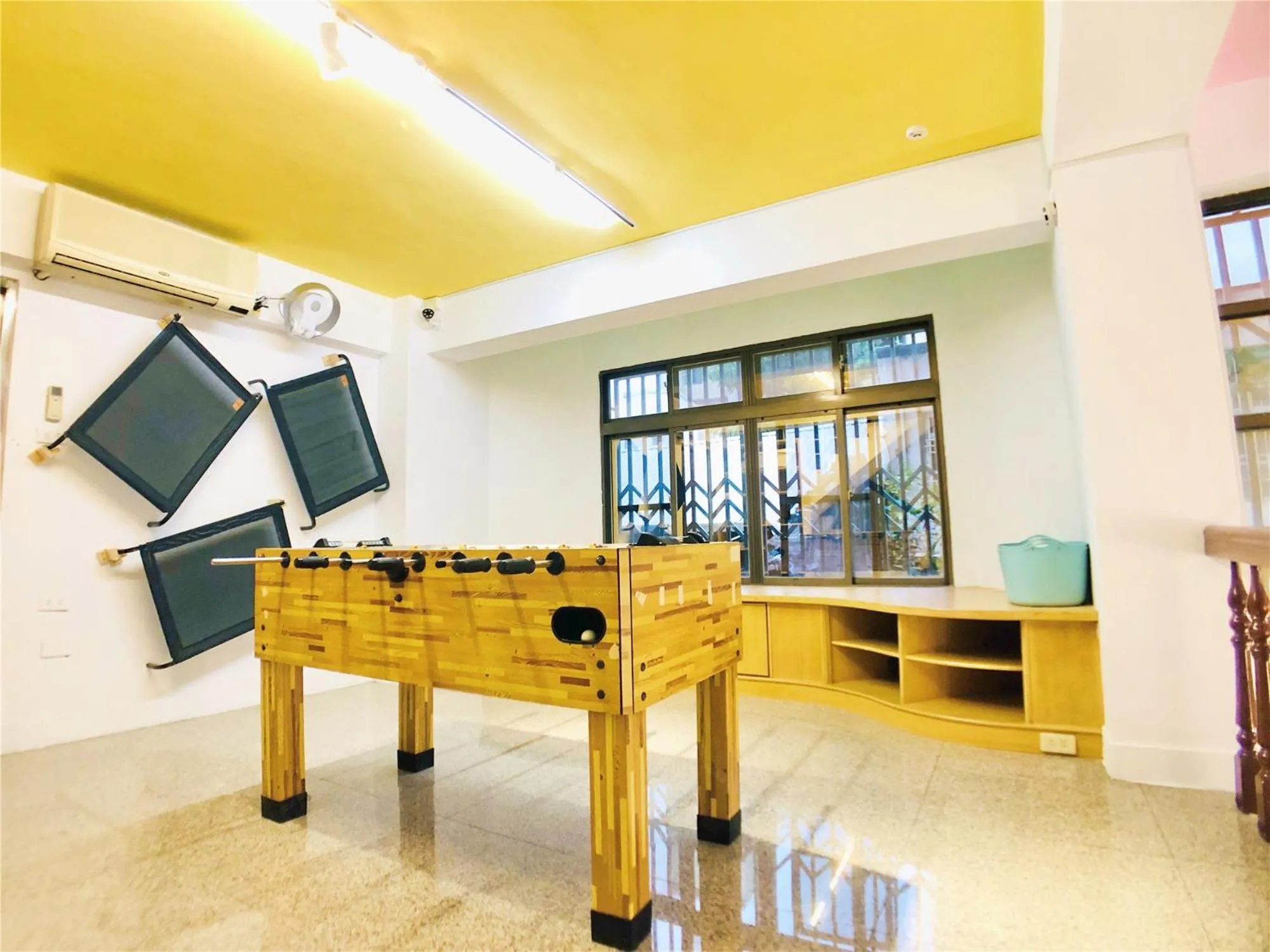 Evening entertainment in Snail Pets Homestay