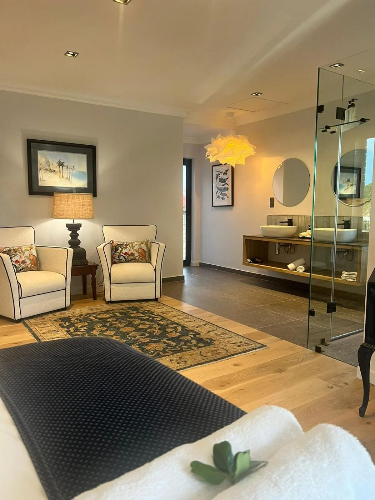 Bathroom in The Whale's Tale Guesthouse