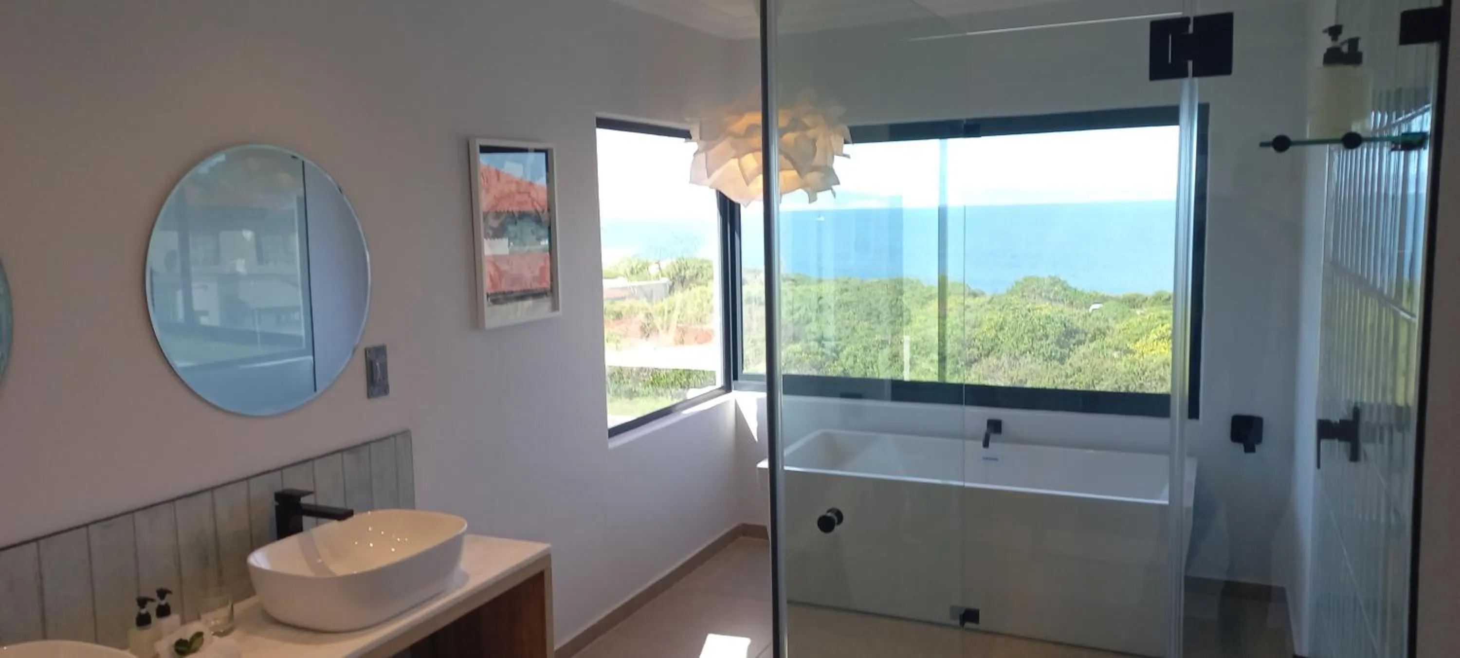 Bathroom in The Whale's Tale Guesthouse