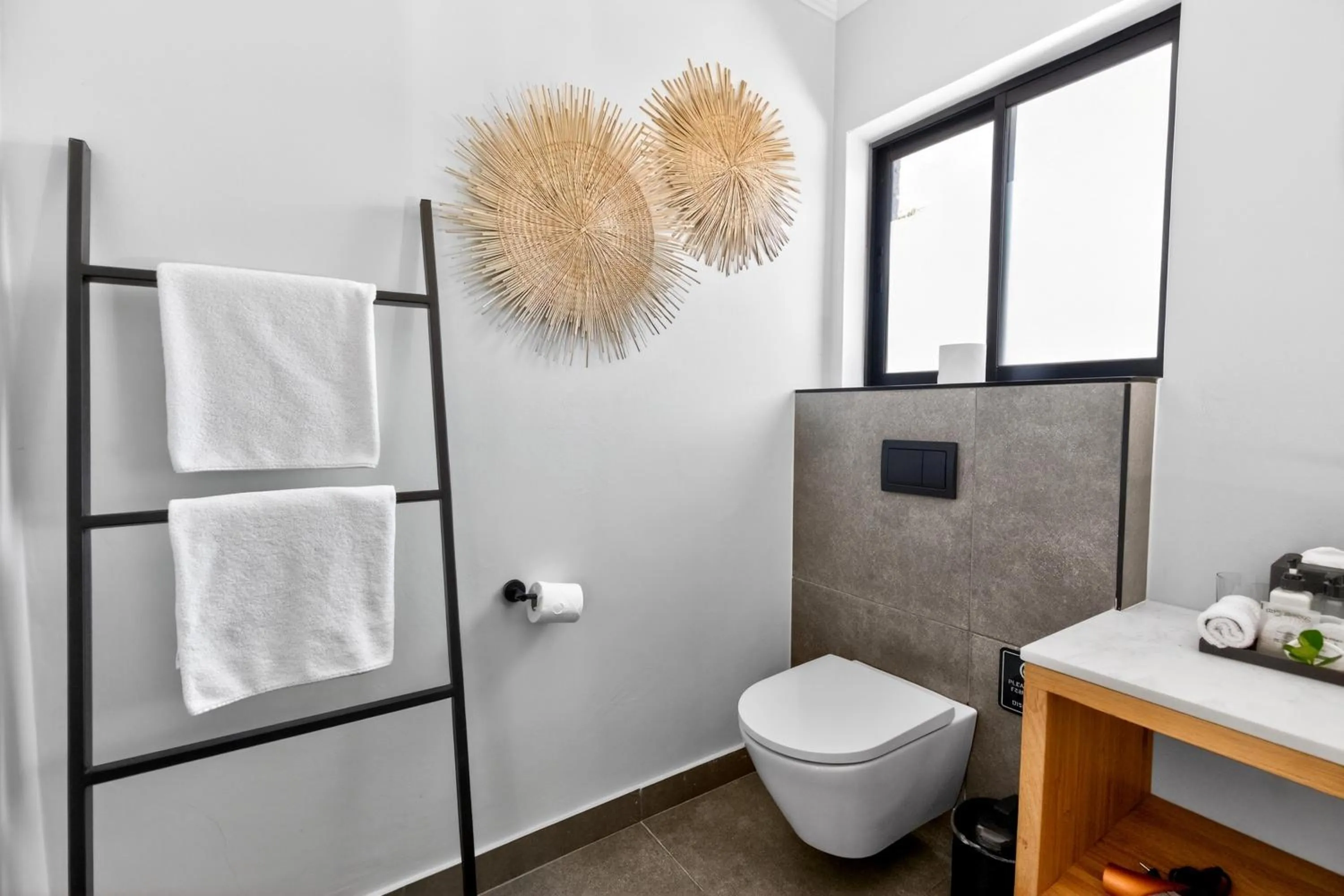 Bathroom in The Whale's Tale Guesthouse